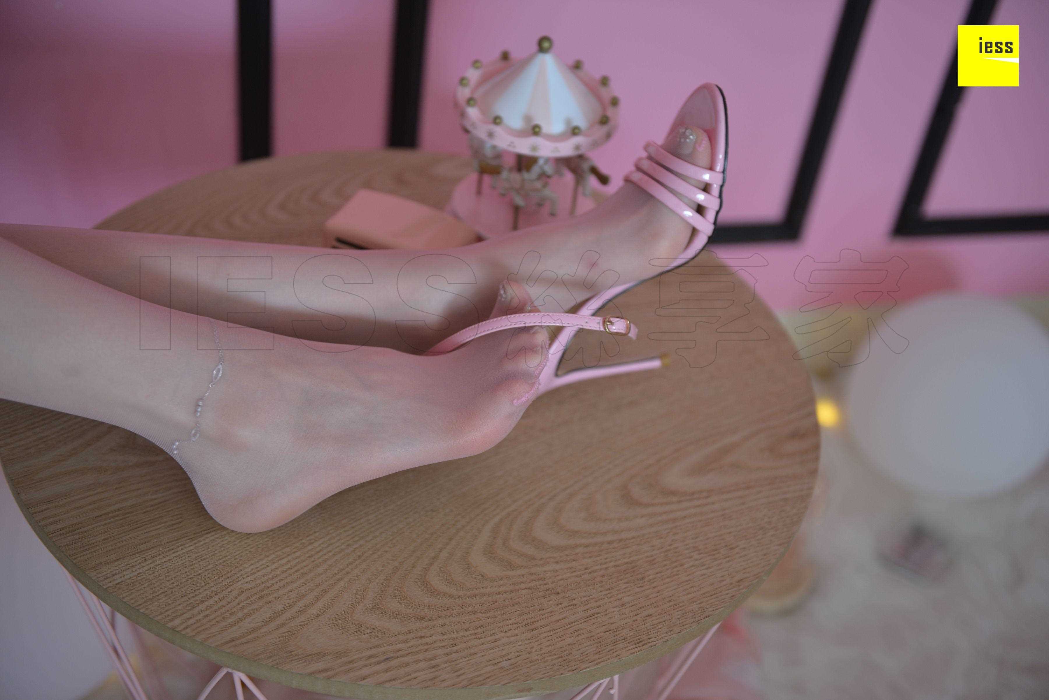 China Beauty Legs and feet 453-2