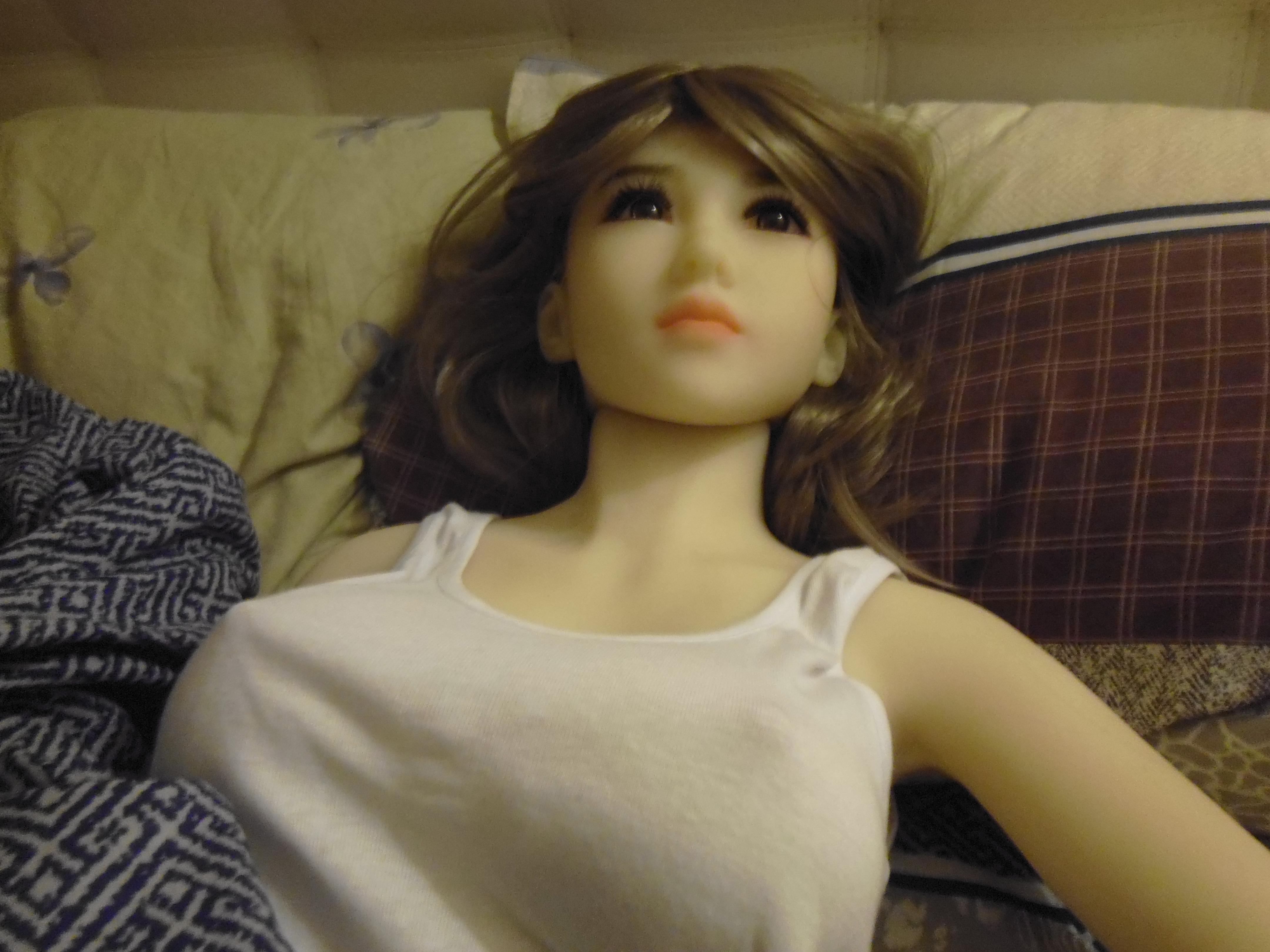 Nomi's morning. (some GIFs)