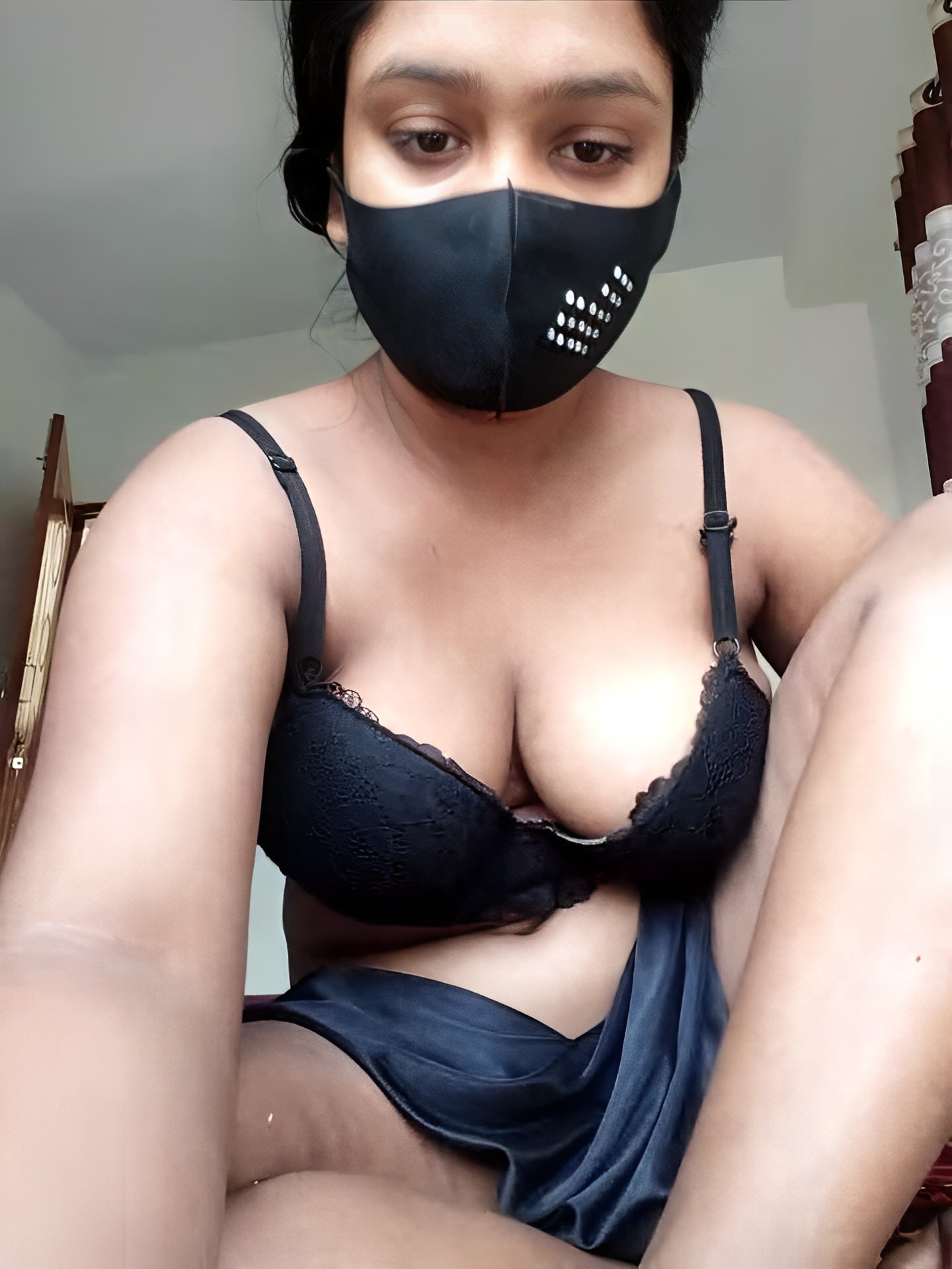 Kotha moni nude photo part 4