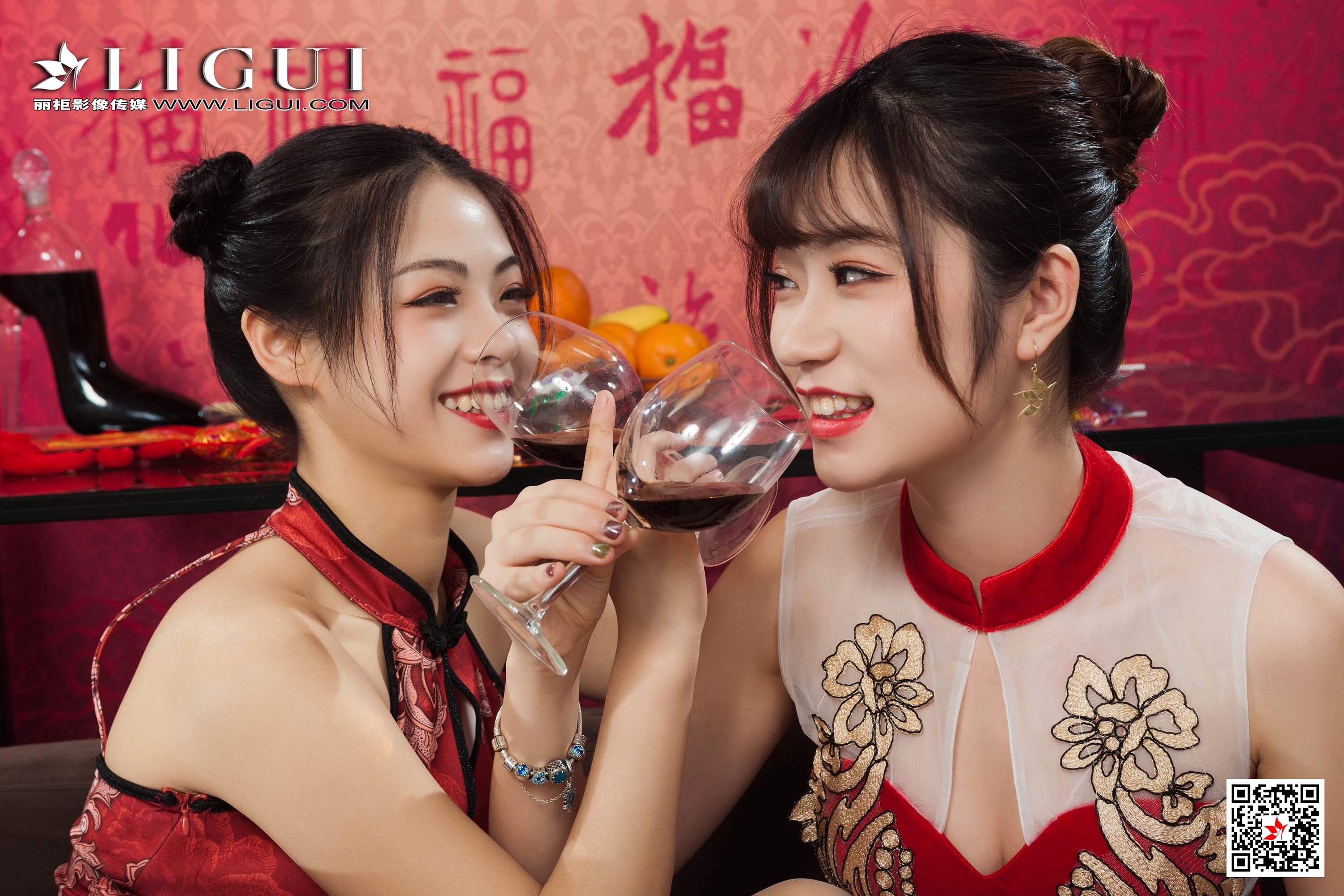 Foot Fetish Twin Flowers 3