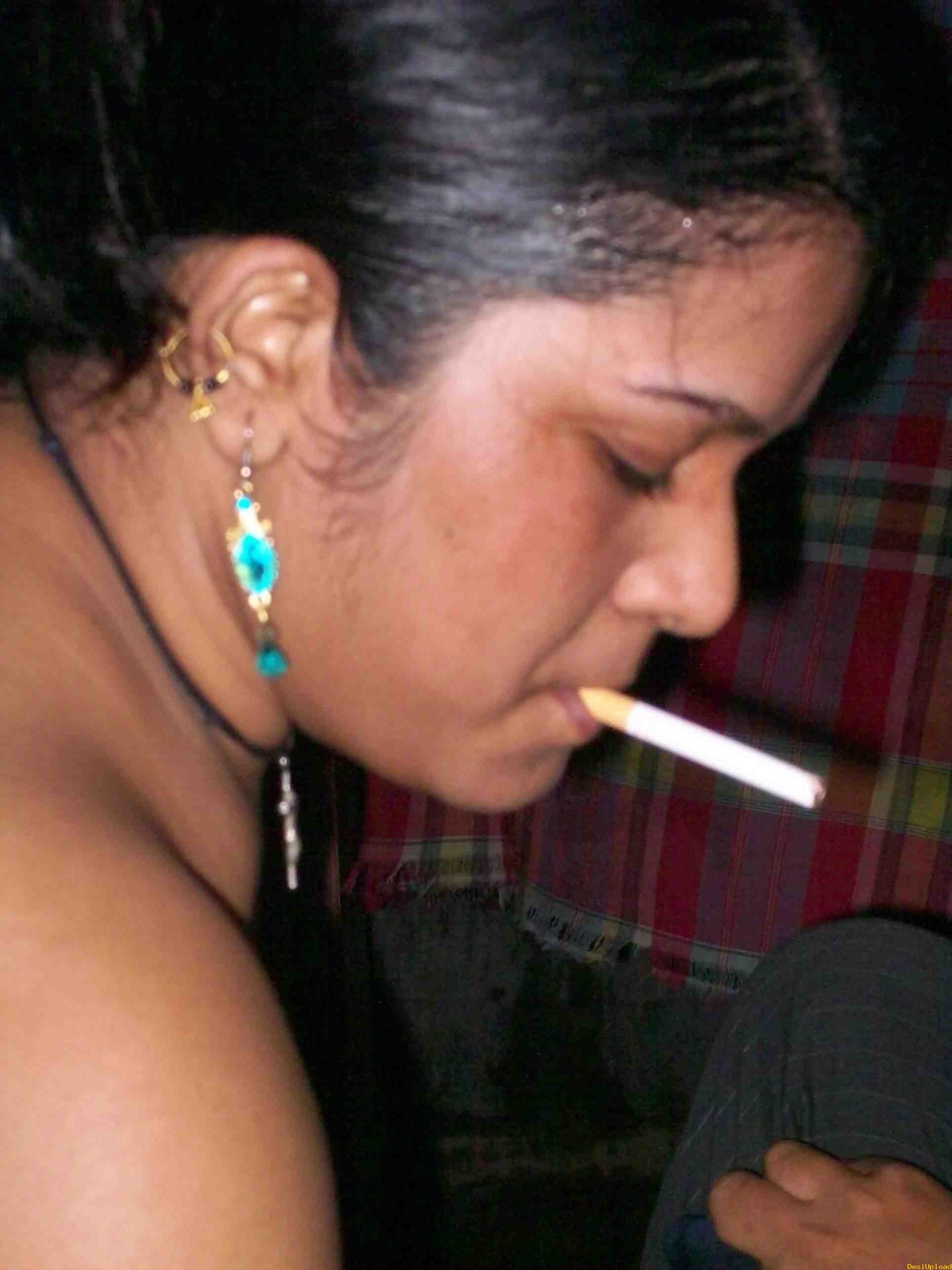 Mature uncertisfied women showing nude dance