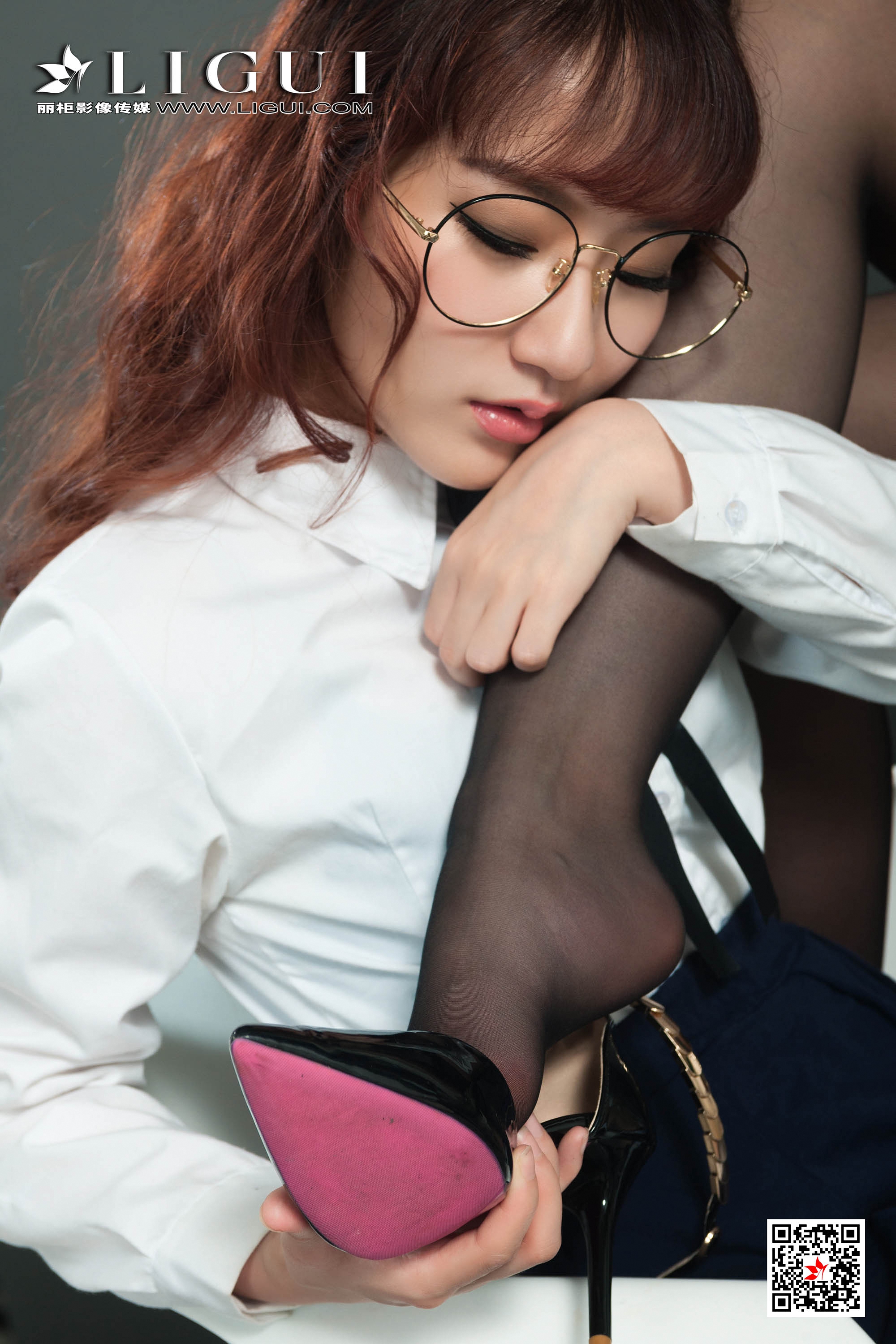 Foot Fetish Twin Flowers 11