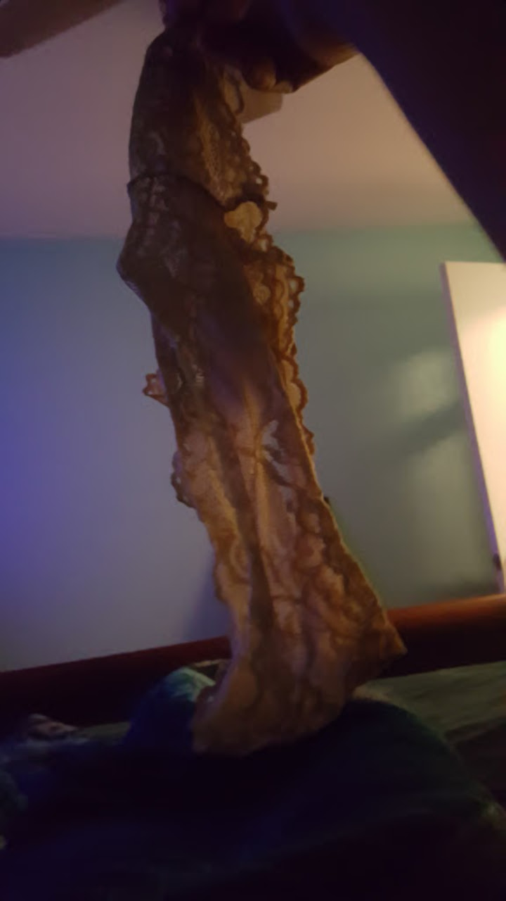 shy latina milf in aurora, colorado