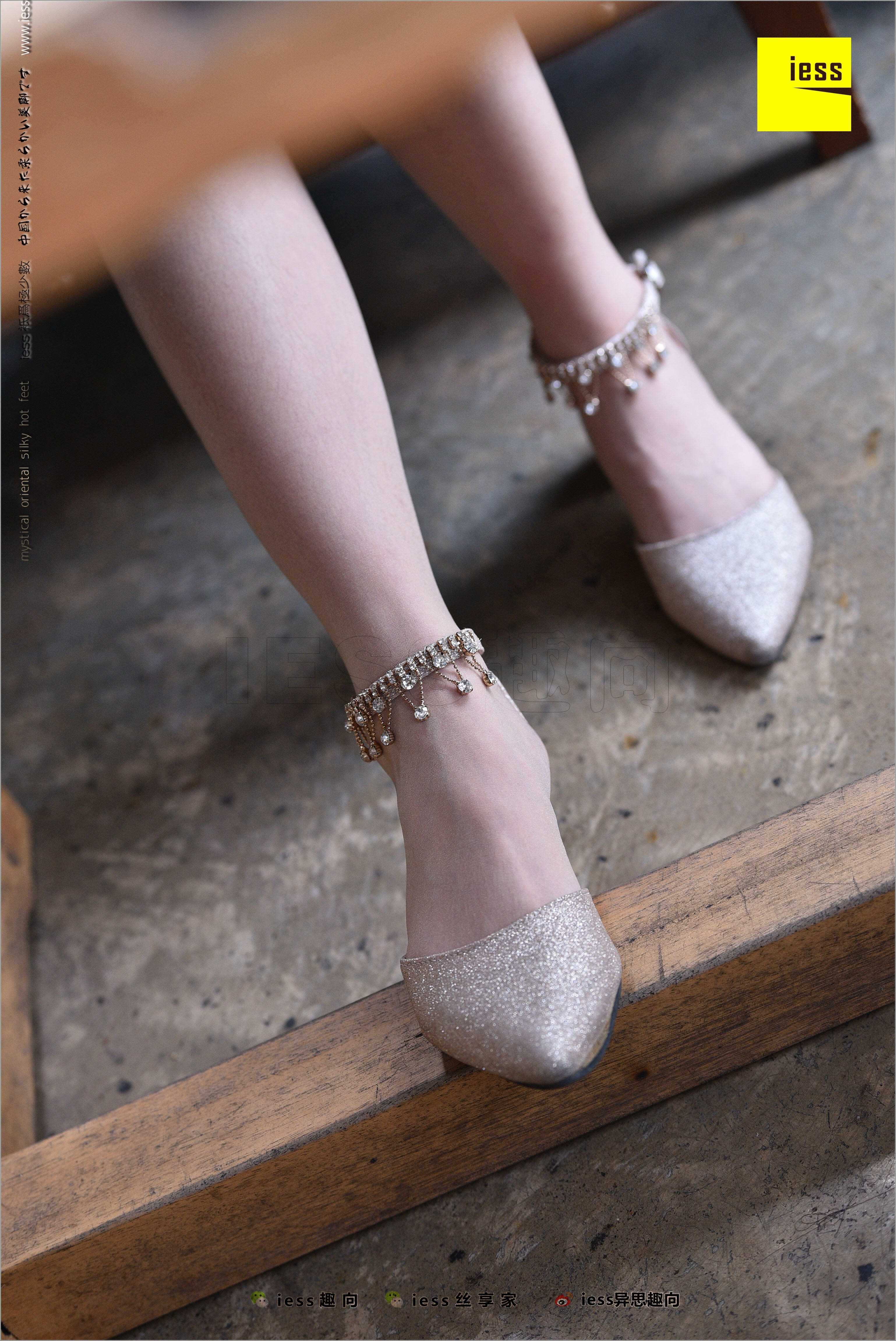 China Beauty Legs and feet 494