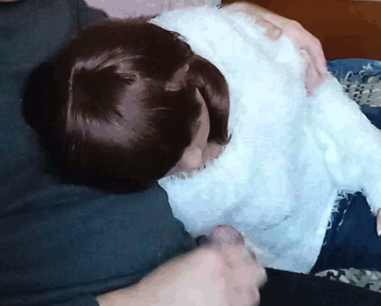 Ninel came to her manager to get promotion.(GIFs)