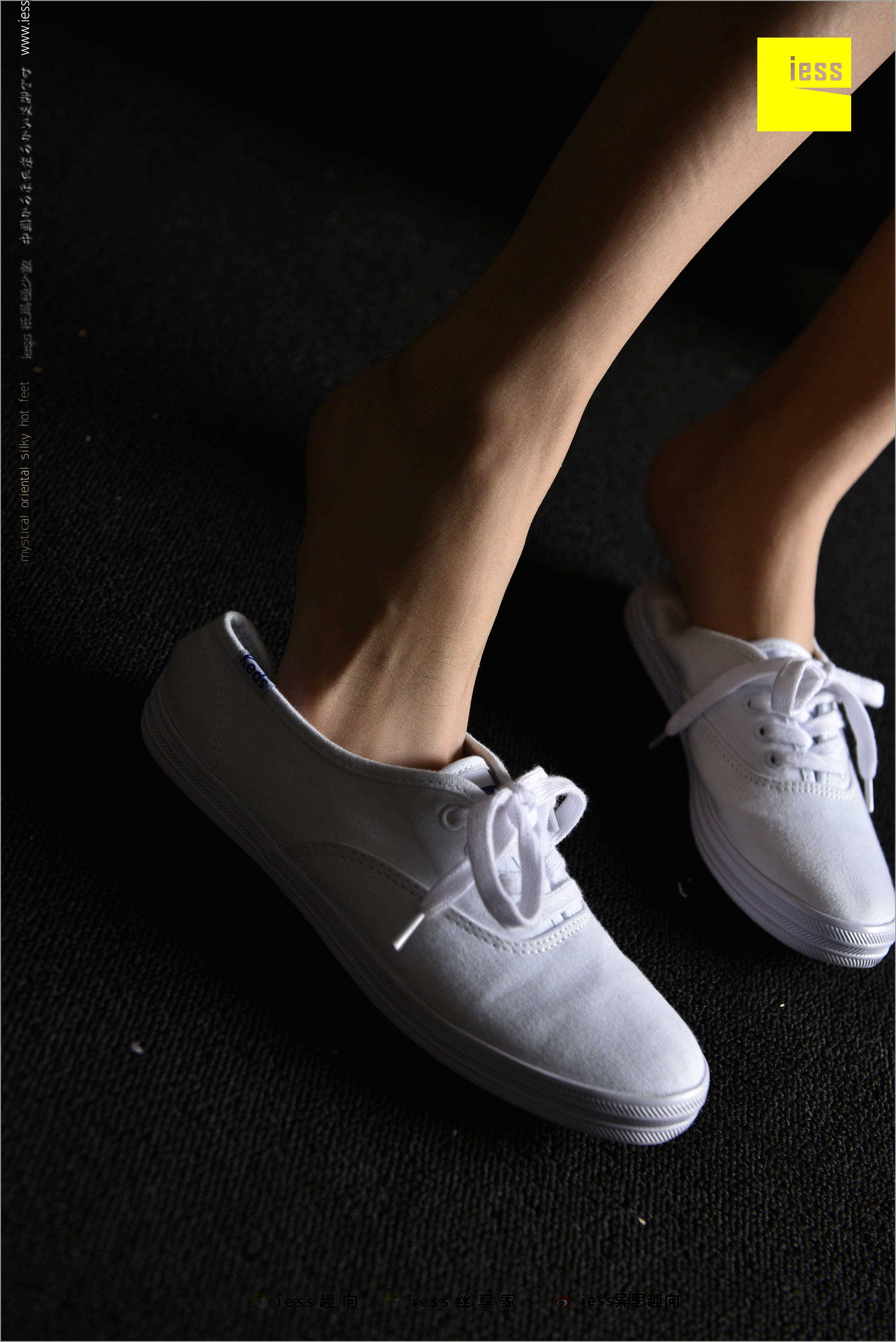 China Beauty Legs and feet 500