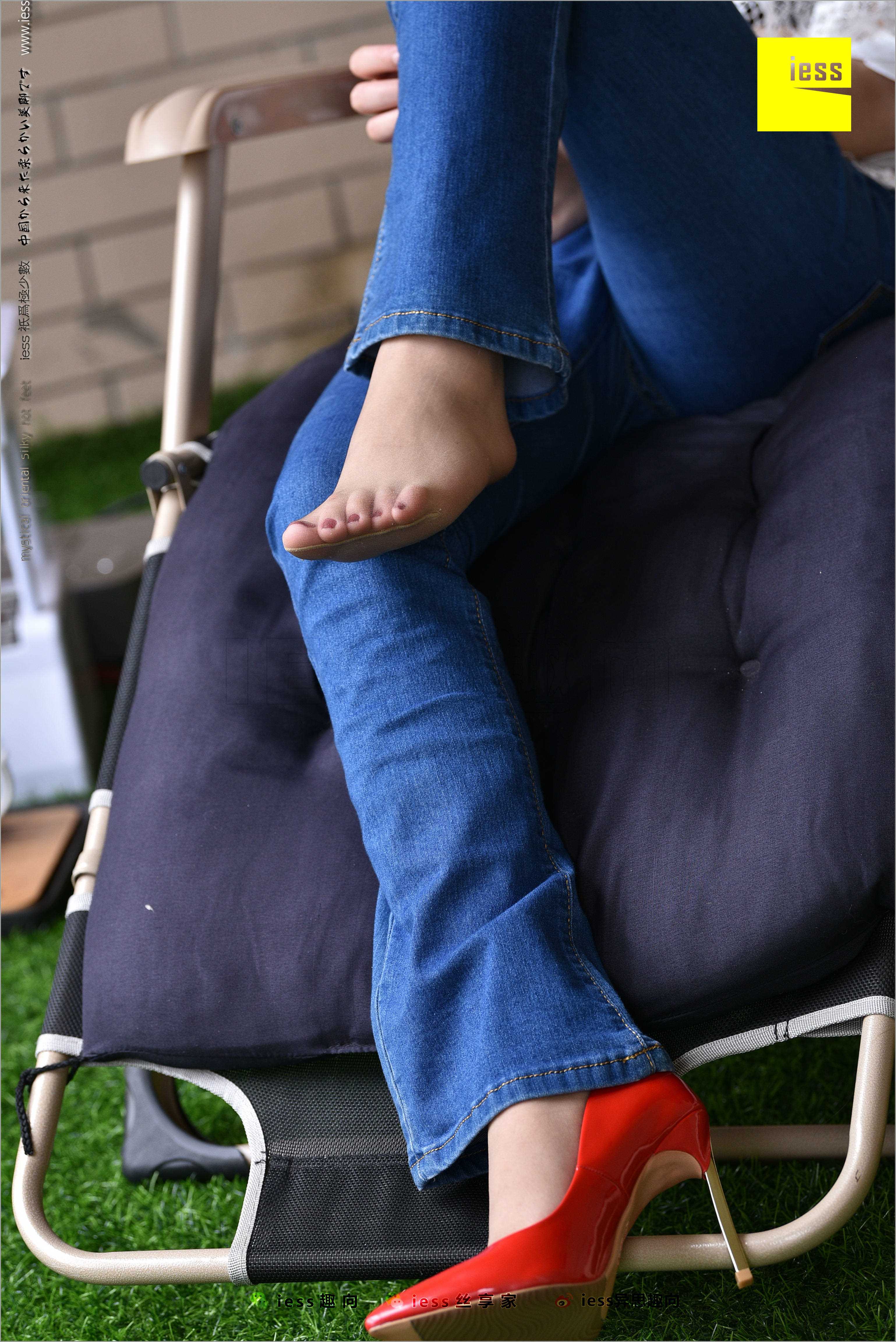 China Beauty Legs and feet 501