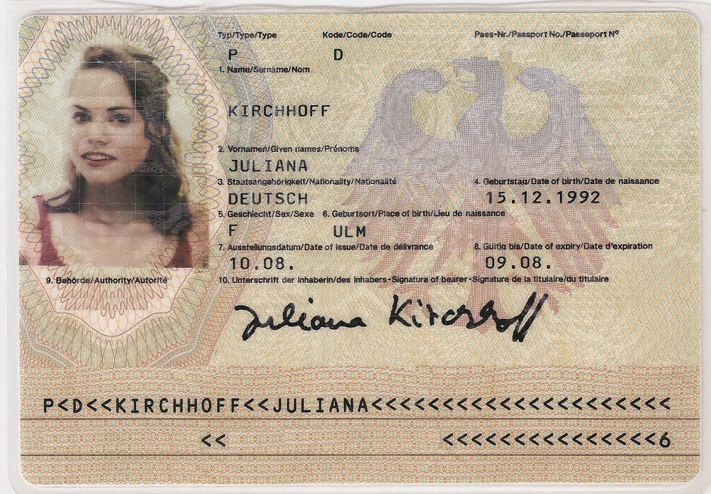 Lovely public slut spreading outdoors