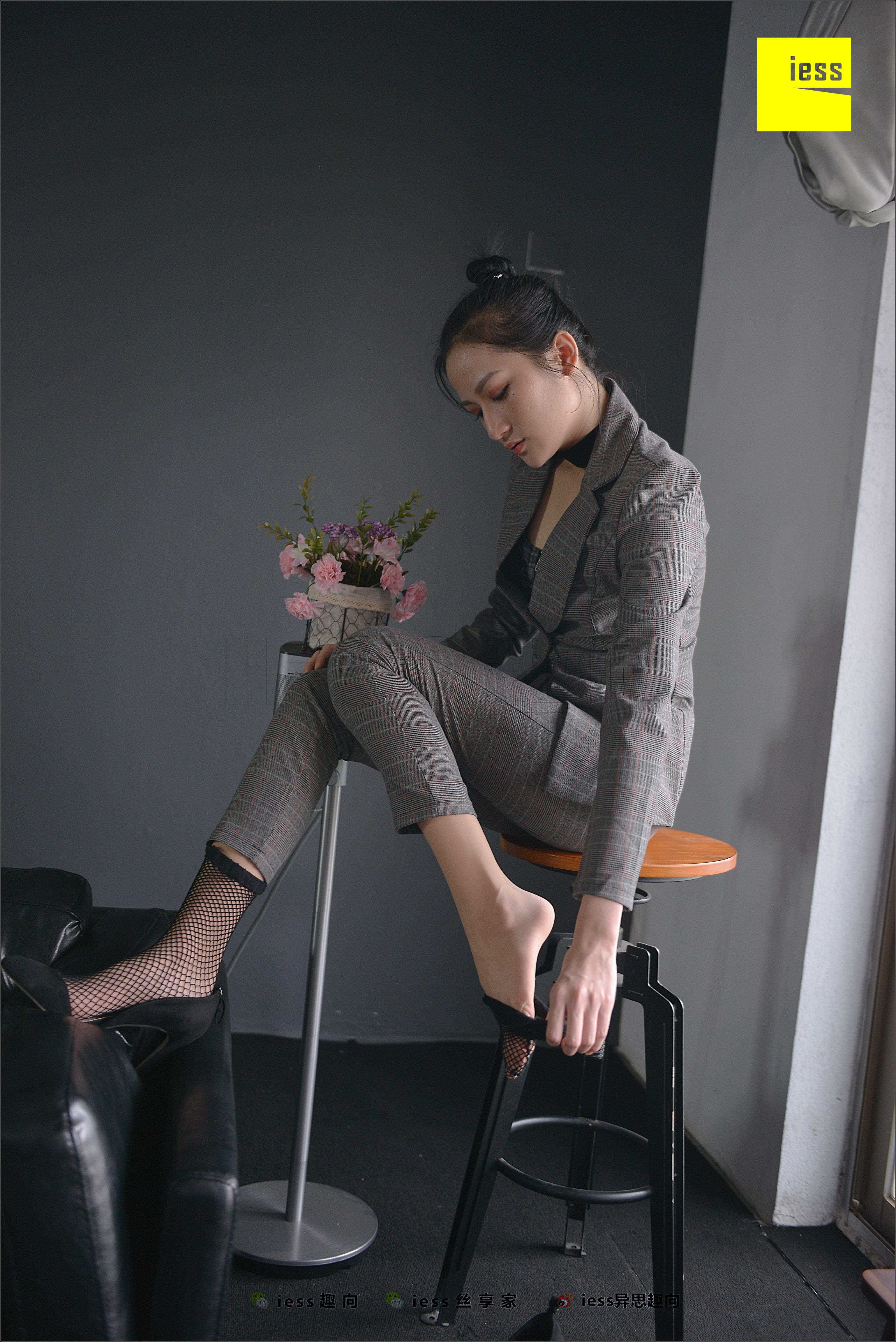 China Beauty Legs and feet 518