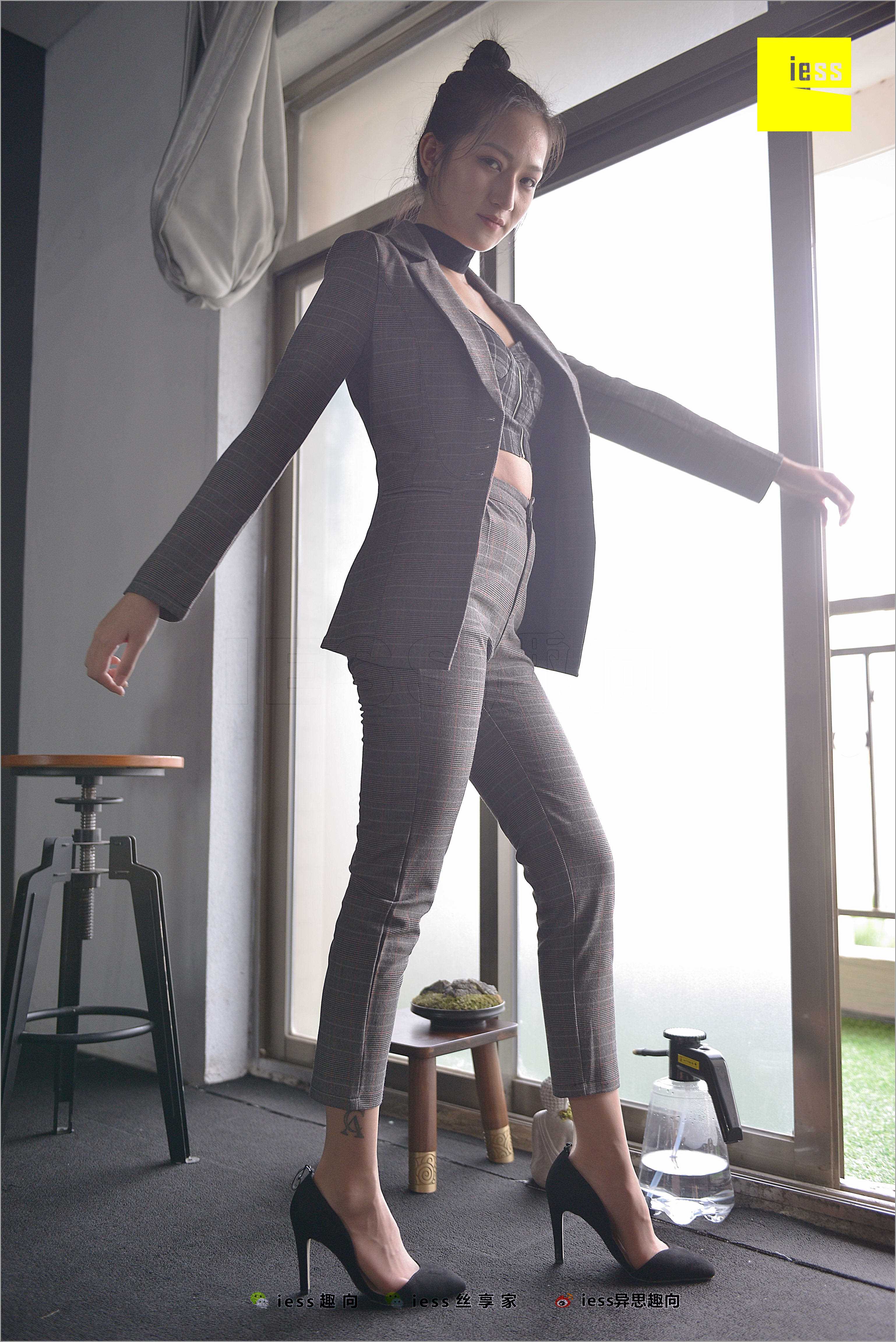 China Beauty Legs and feet 518