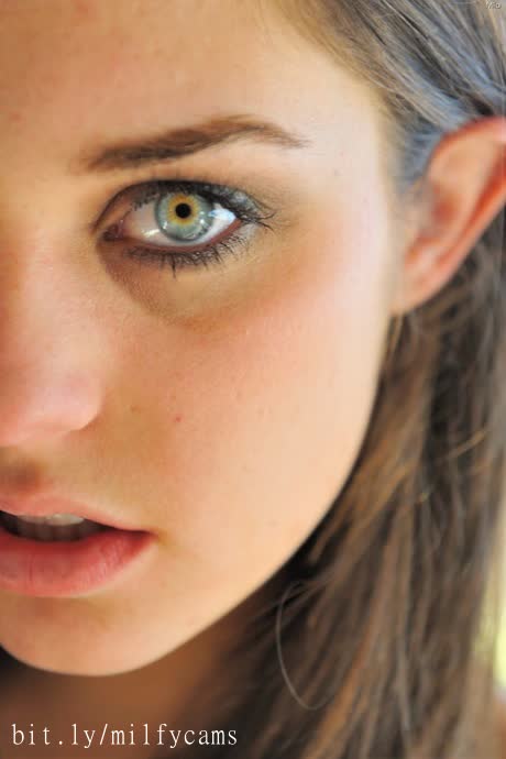 Lovely babe with sexy eyes Mila teasing nude with her beauti