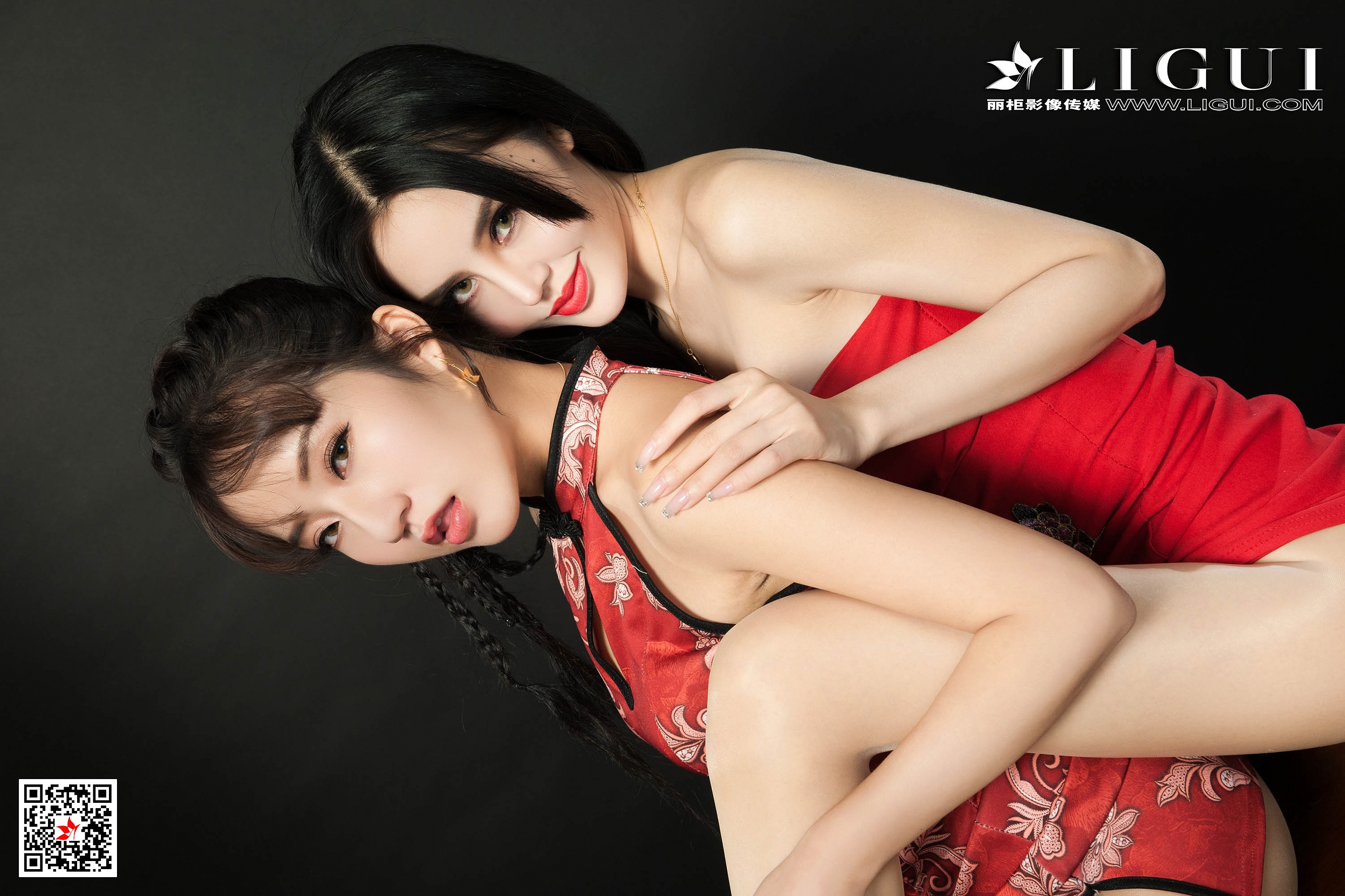 Foot Fetish Twin Flowers 21