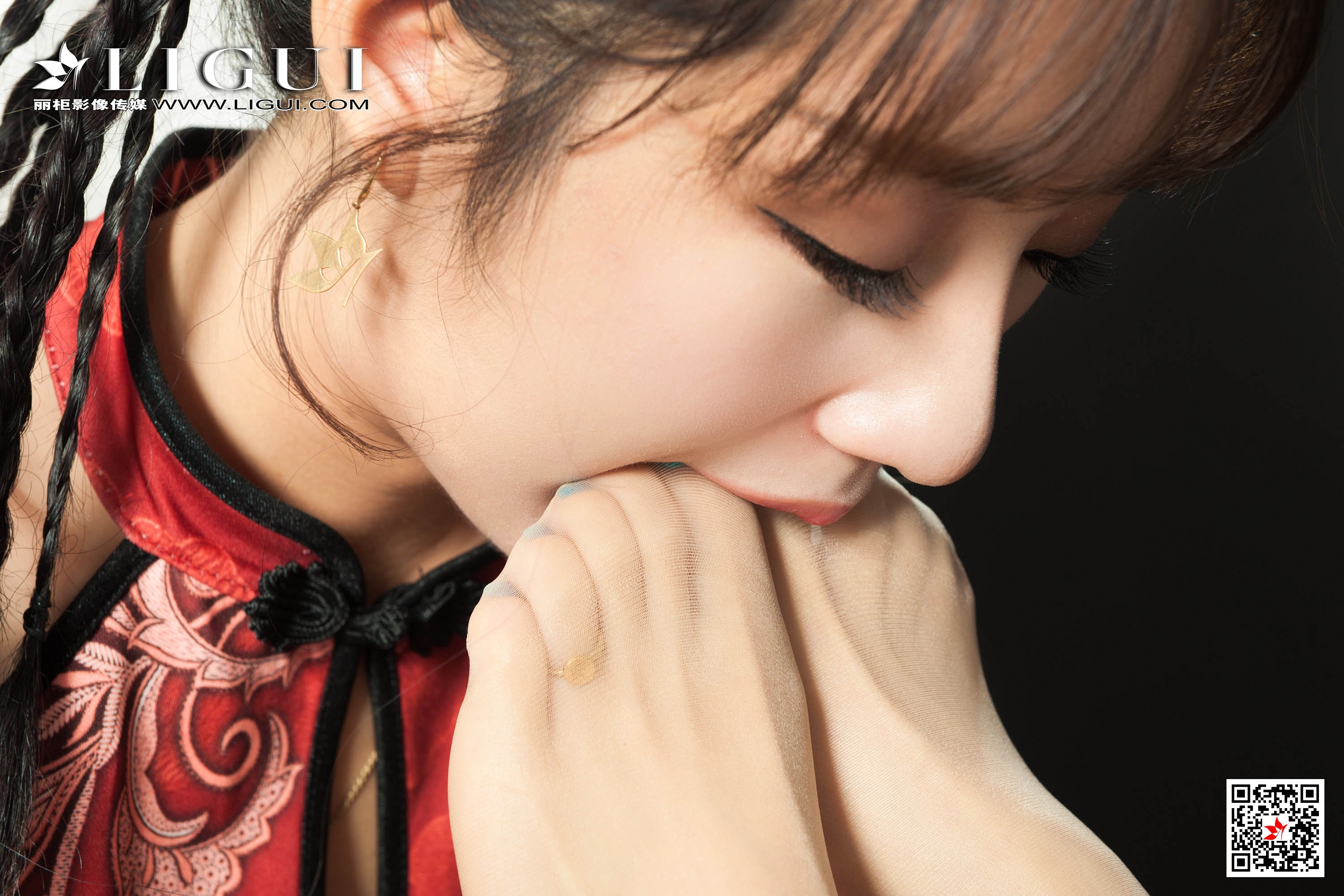 Foot Fetish Twin Flowers 21