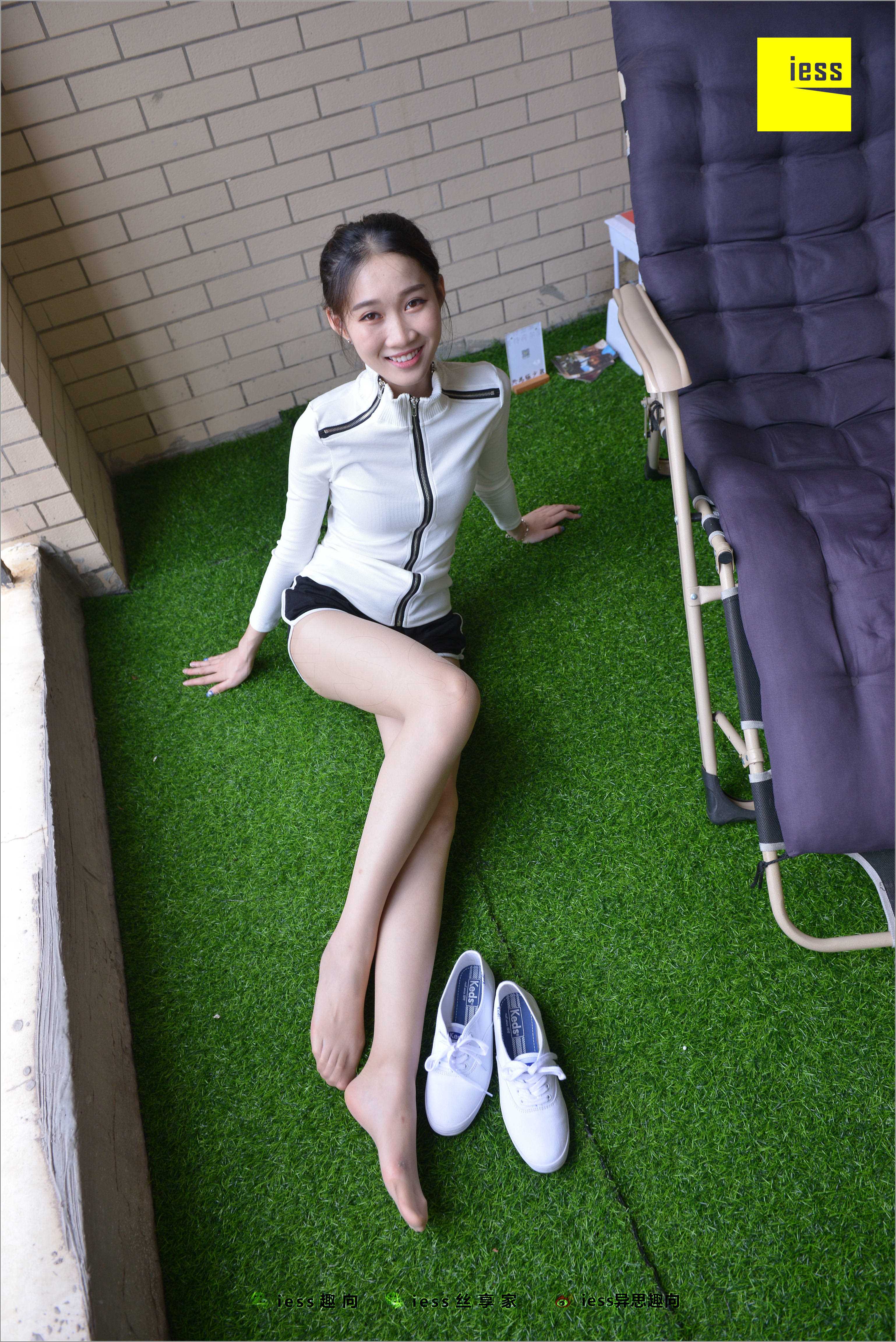 China Beauty Legs and feet 523