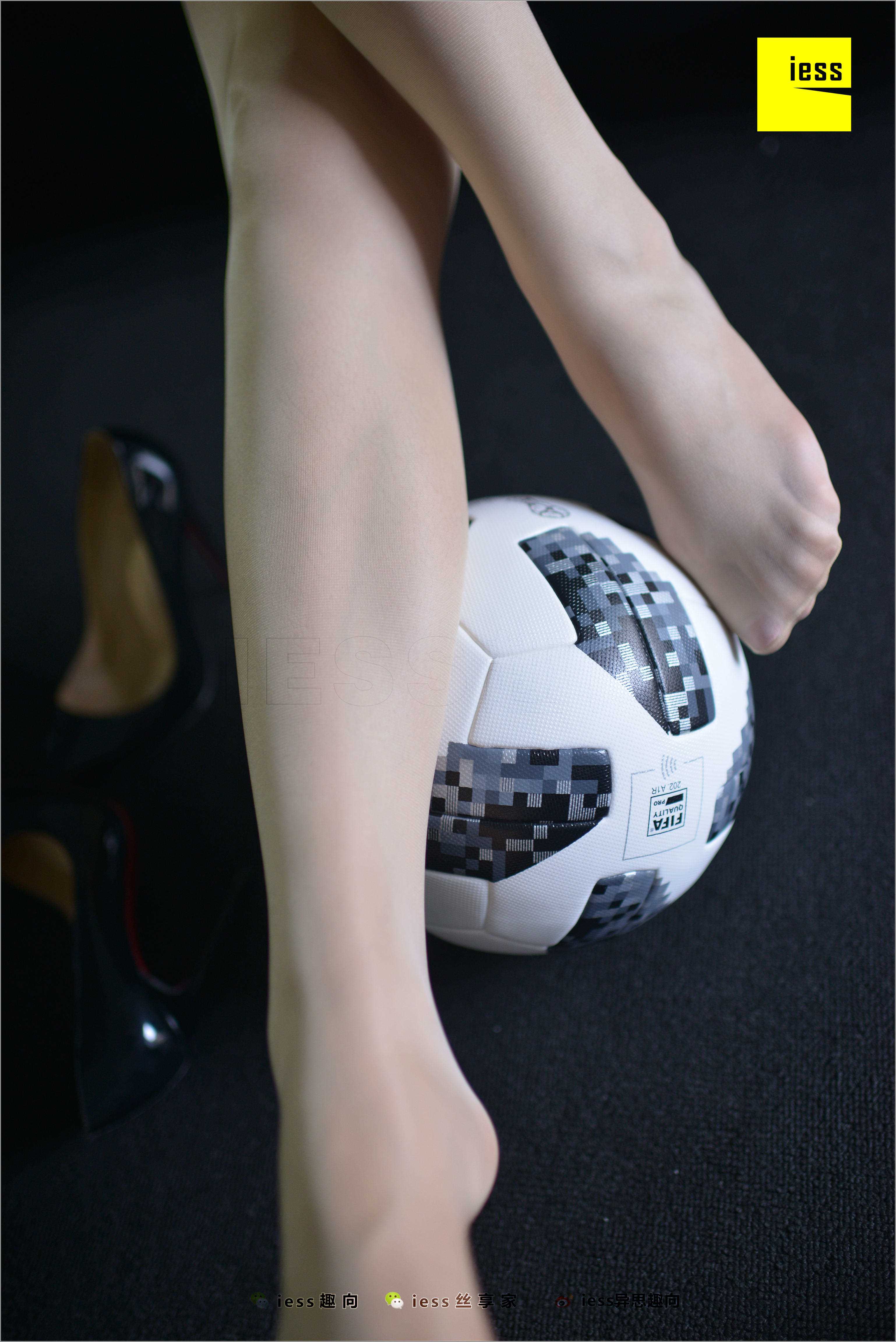 China Beauty Legs and feet 525