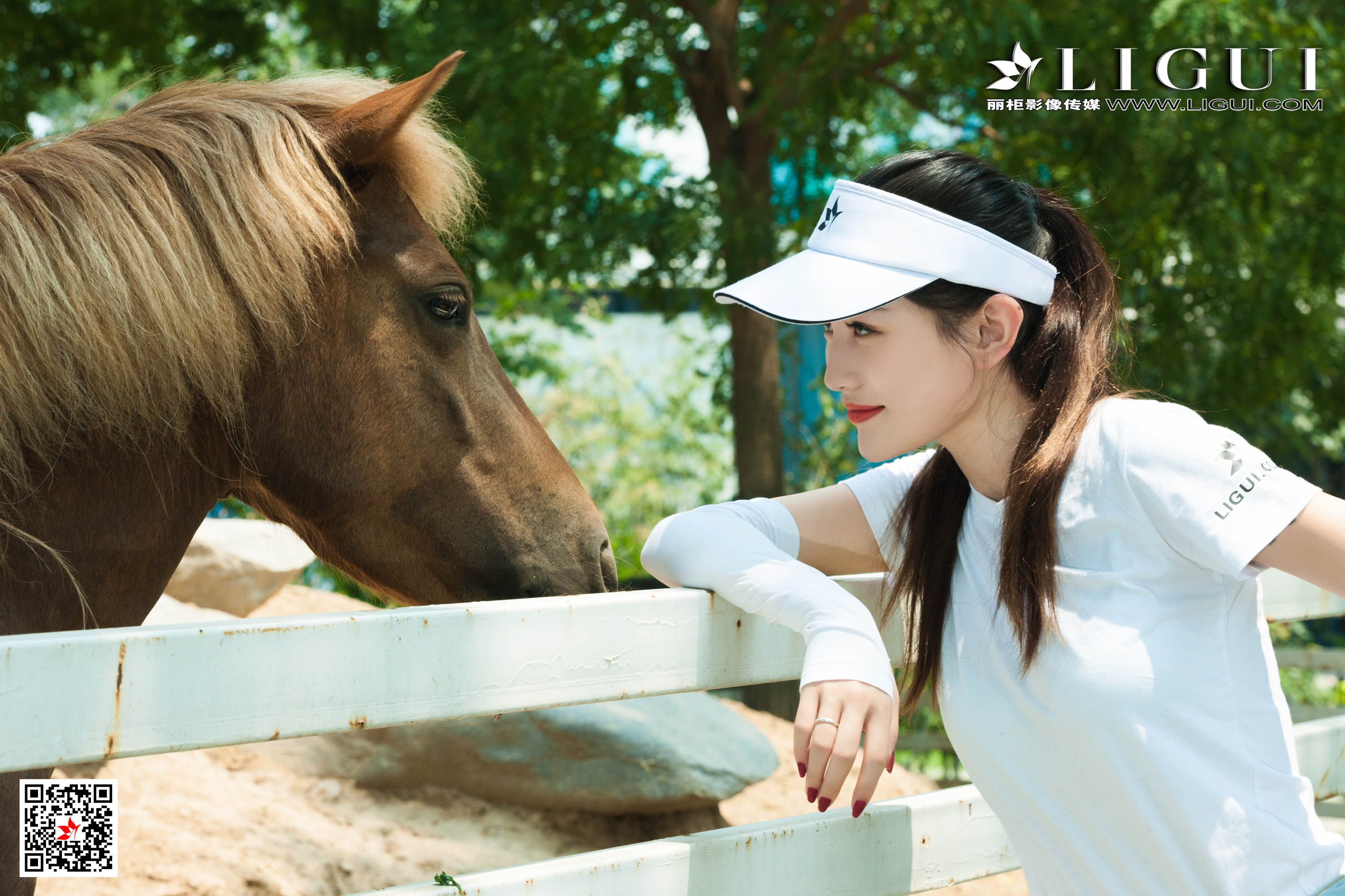 Foot Fetish Twin Flowers 25