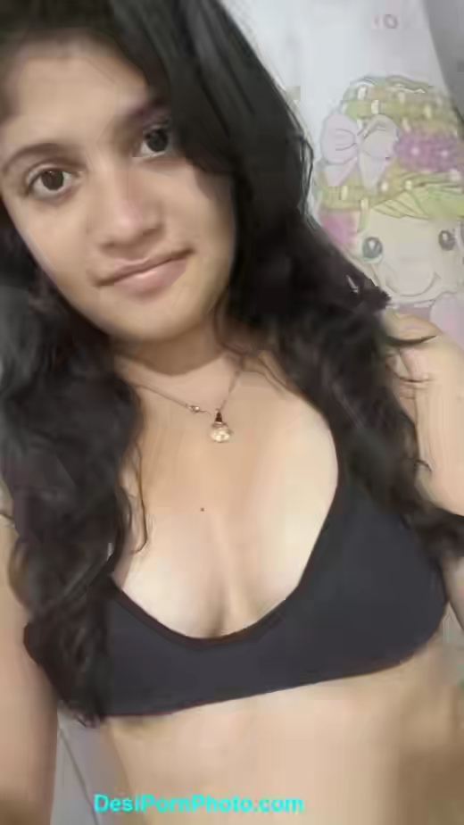 Hot pakistani girl bathing photos part 2