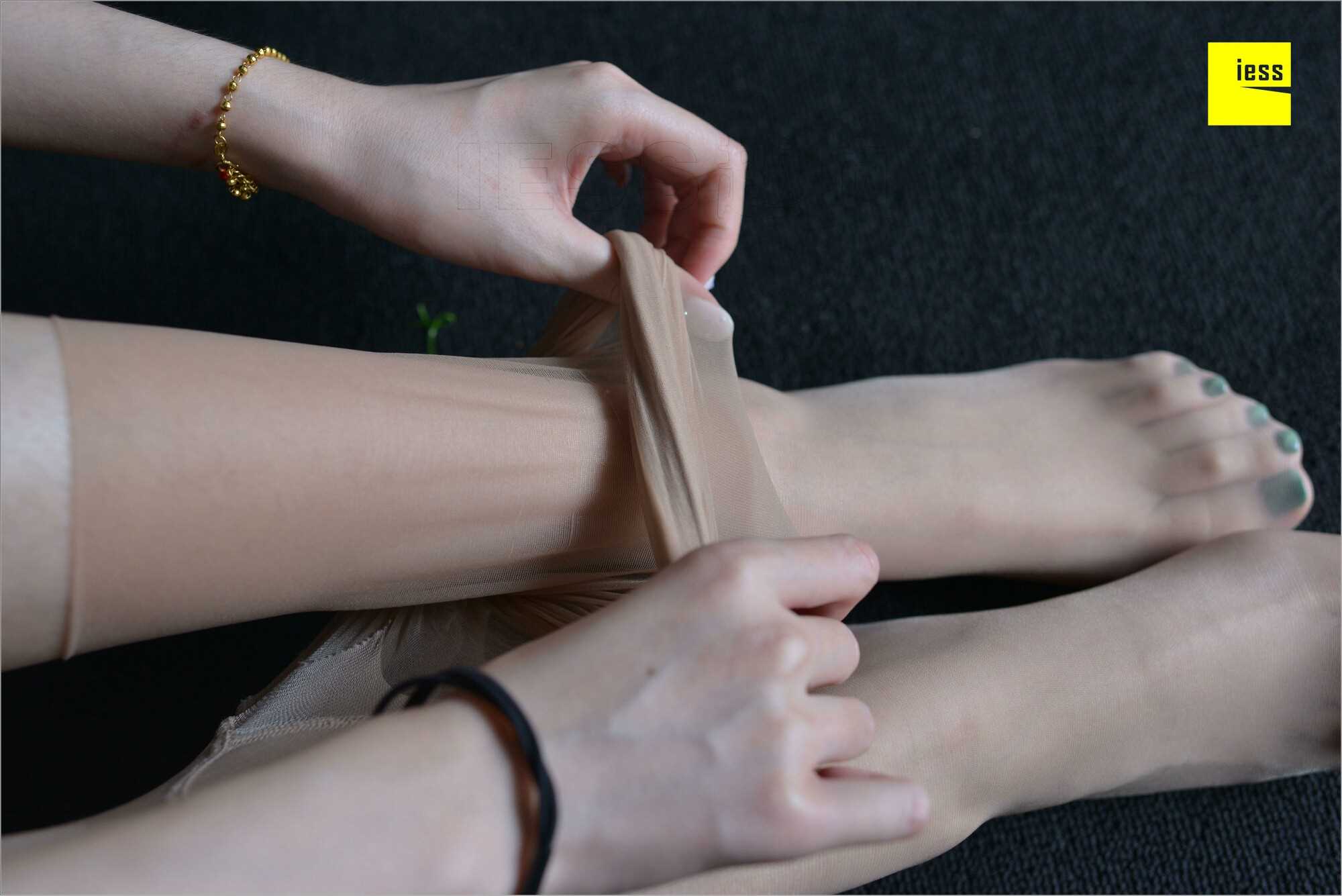 China Beauty Legs and feet 536