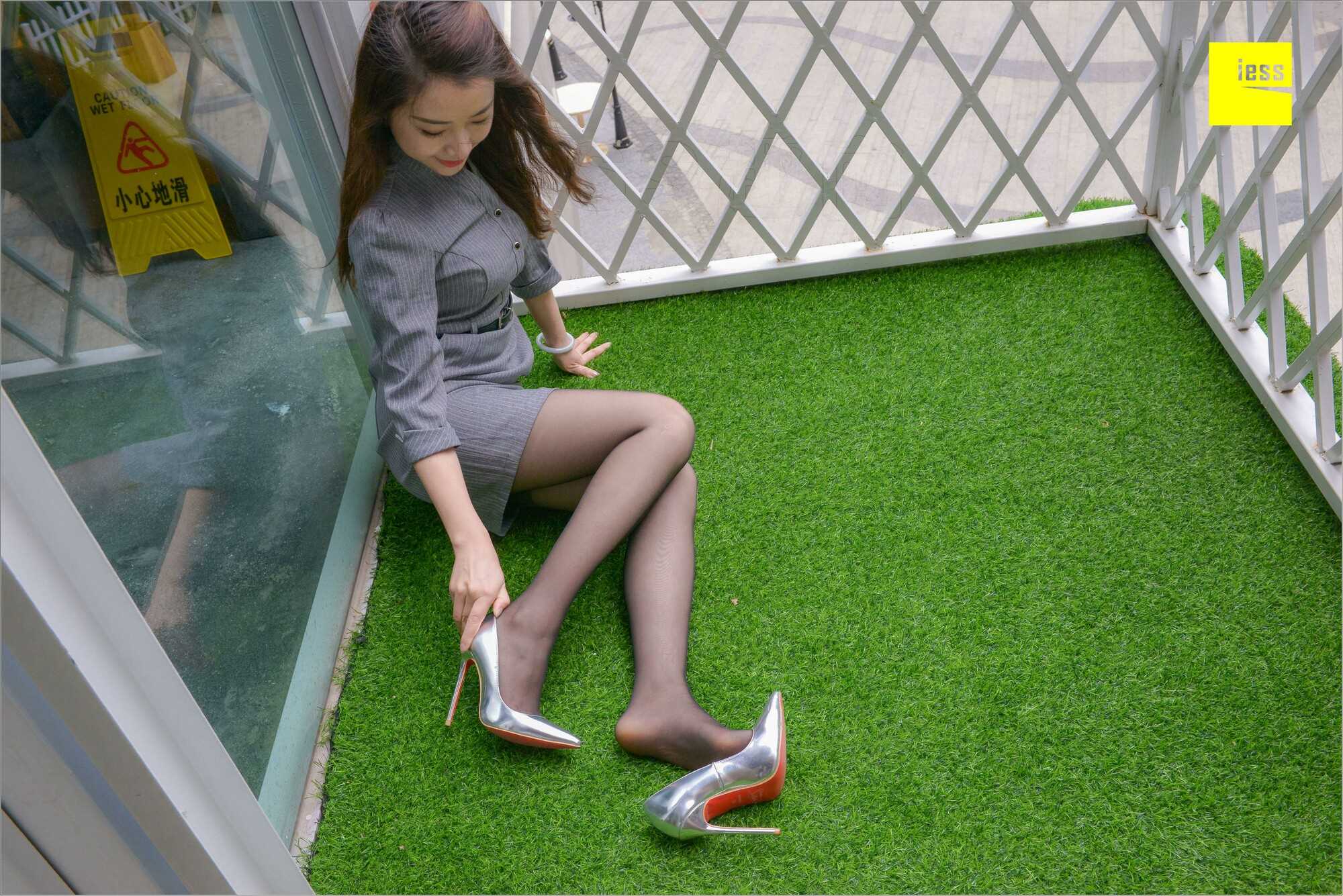 China Beauty Legs and feet 537