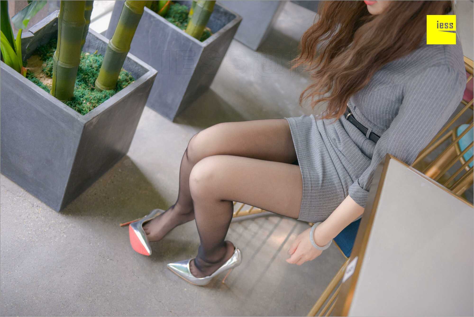 China Beauty Legs and feet 537