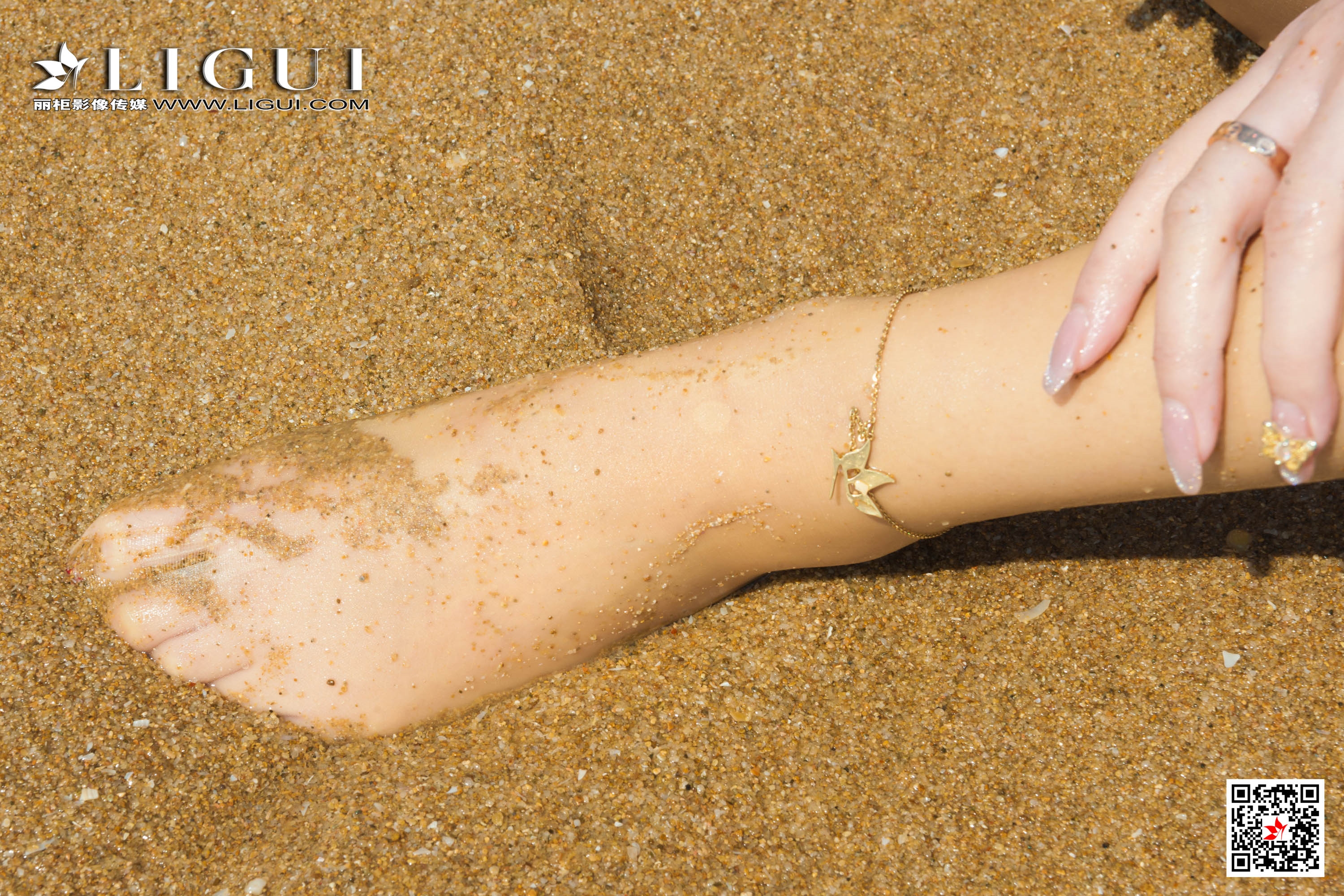 Foot Fetish Twin Flowers 28