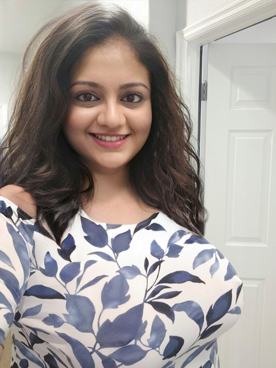 Chubby Indian mature woman