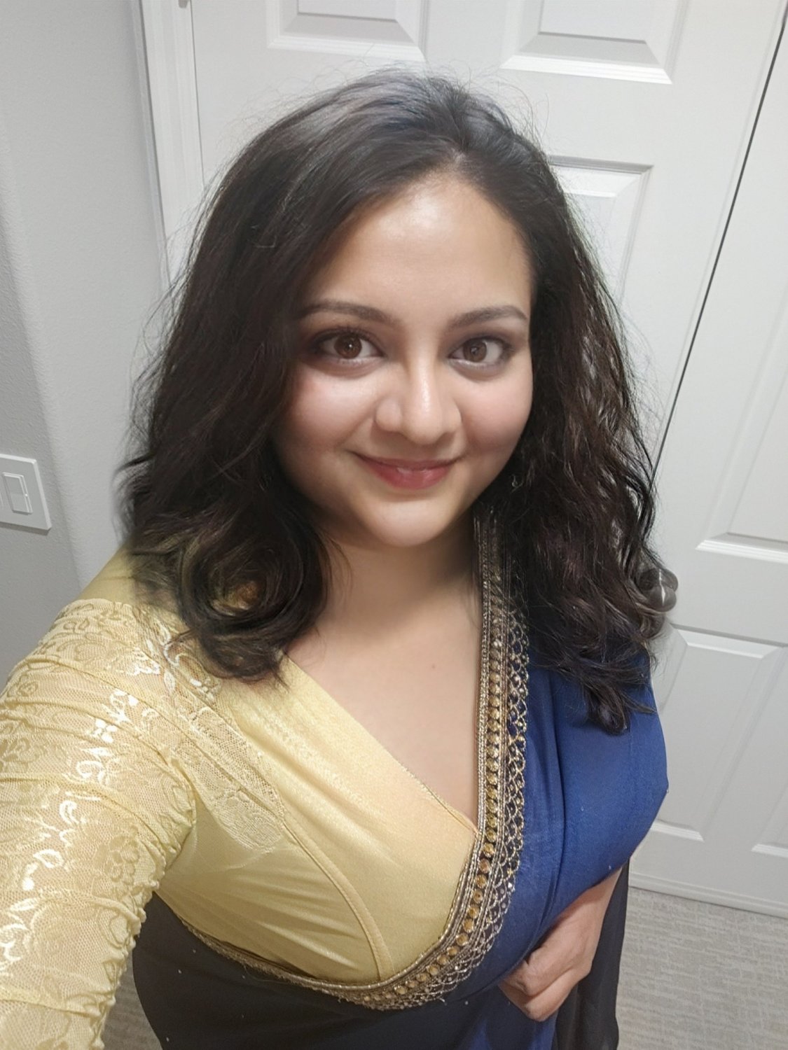 Chubby Indian mature woman