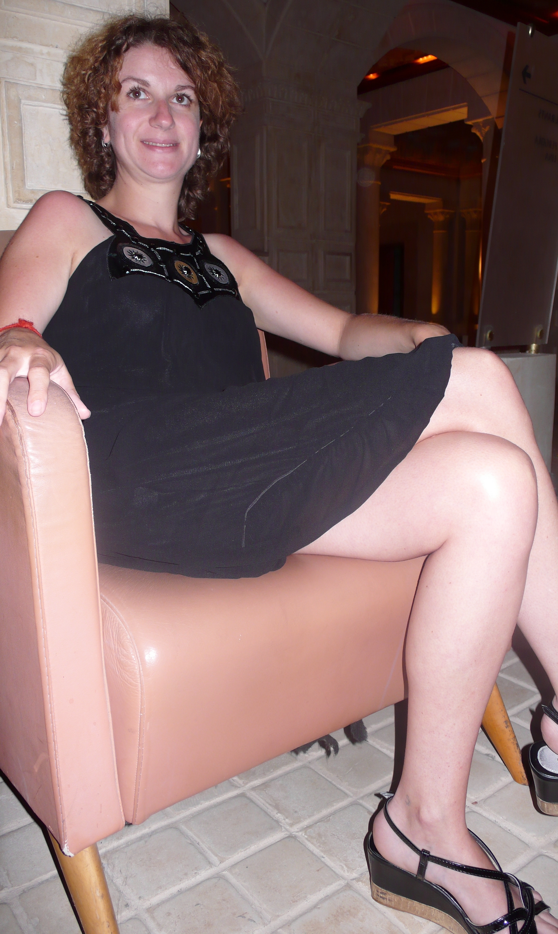 (XXX) Naughty MILF 100% XXXposure