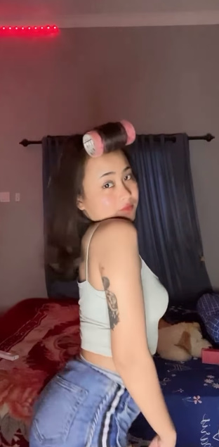 looking makes it hot_2