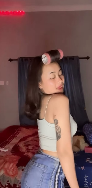 looking makes it hot_2