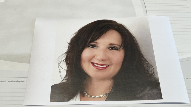 Sexy mature face wank over mega collection 6