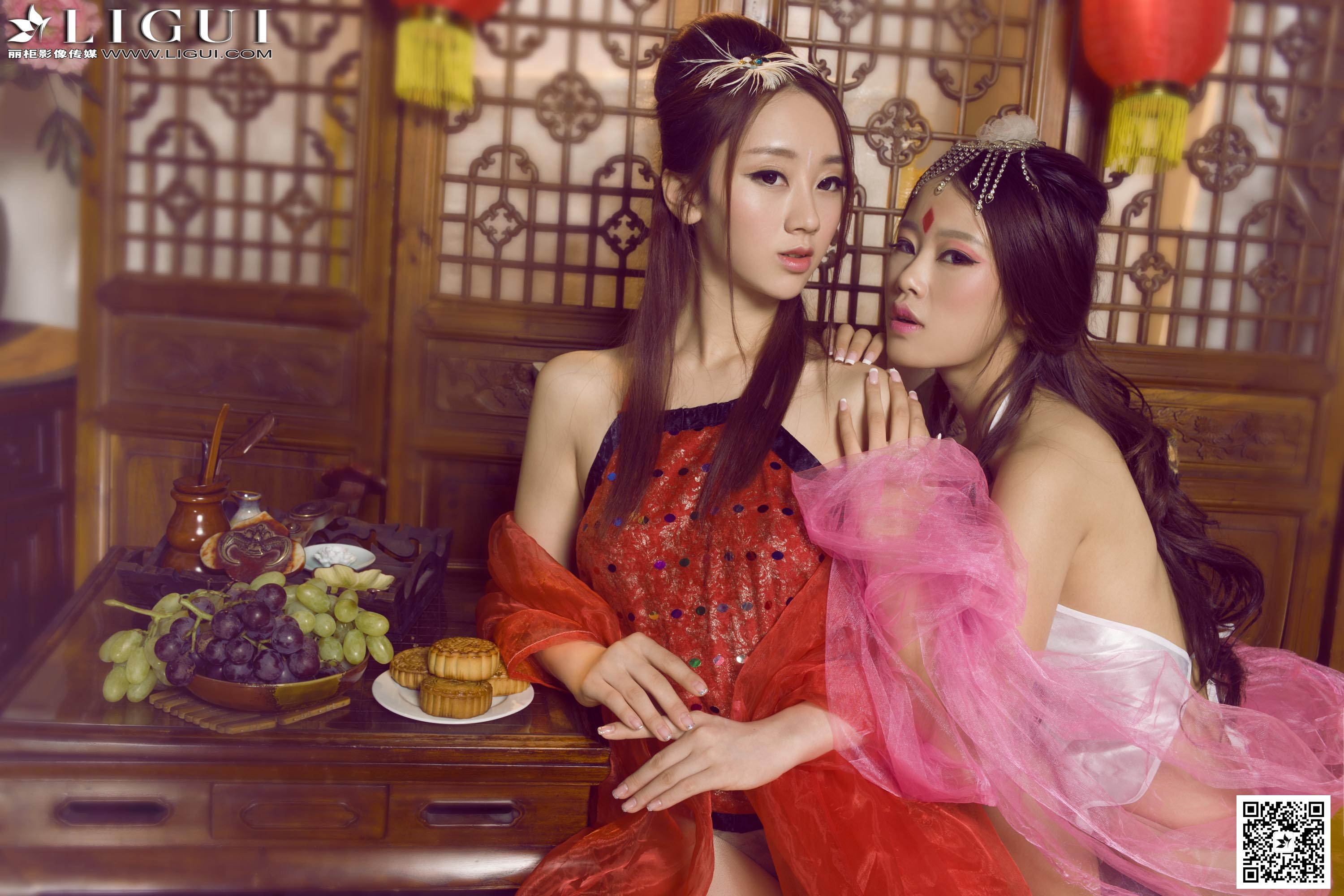 Foot Fetish Twin Flowers 30