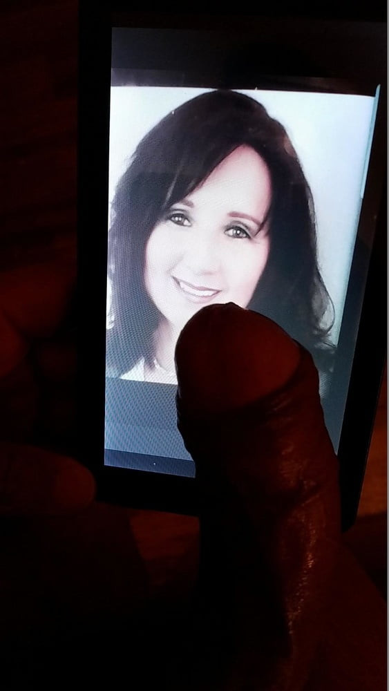 MILF Michaela the cumshot queen from her pinpandhost collect