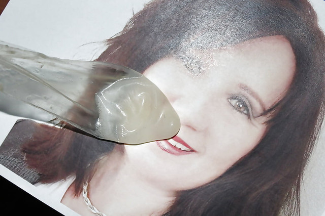 MILF Michaela the cumshot queen from her pinpandhost collect