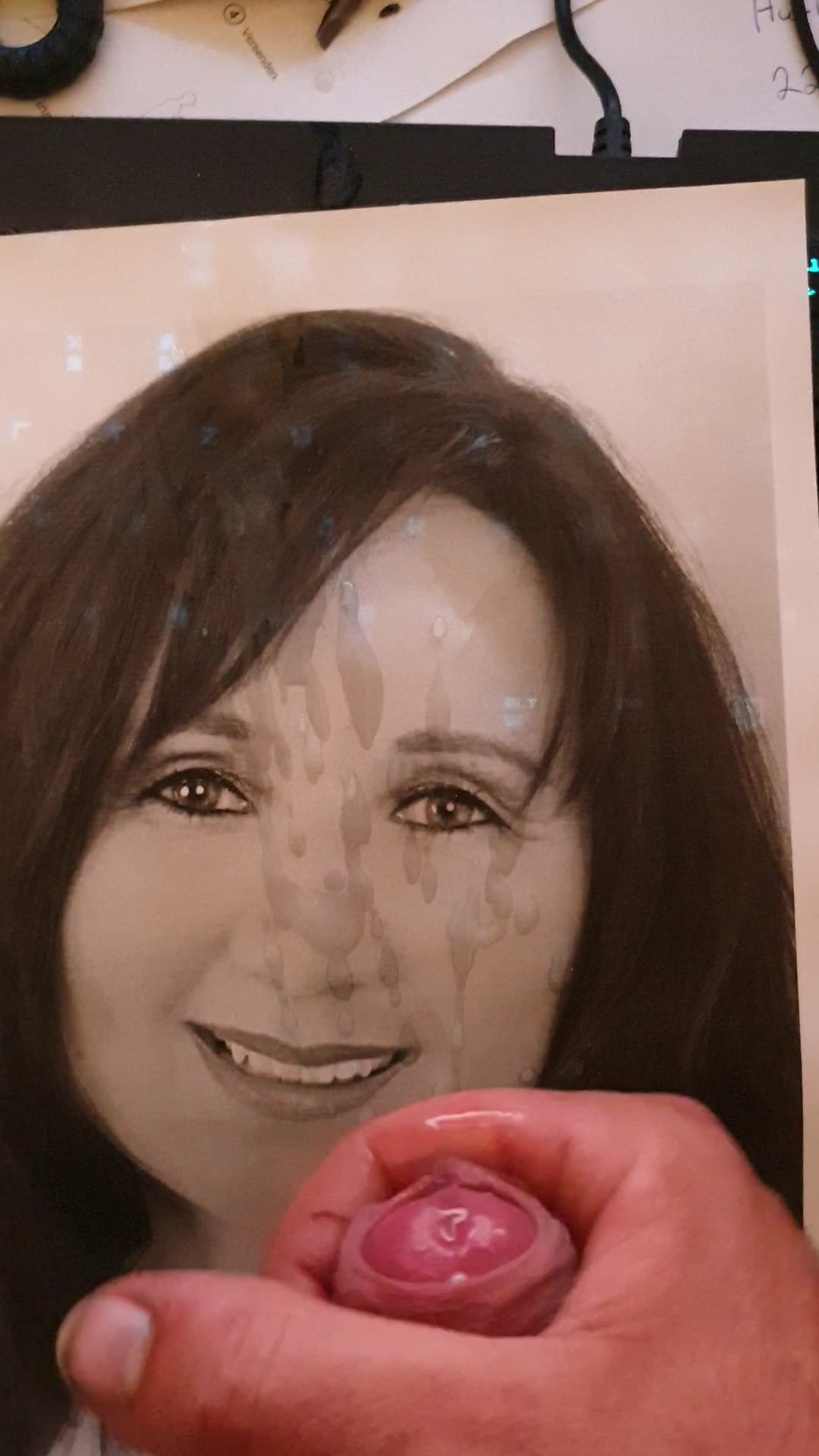 MILF Michaela the cumshot queen from her pinpandhost collect