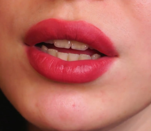 looking makes it hot_34