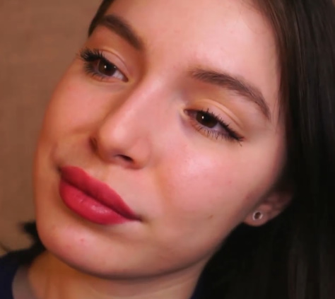 looking makes it hot_34