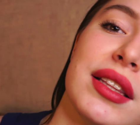 looking makes it hot_34