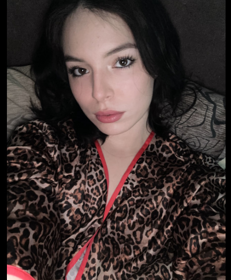 looking makes it hot_34