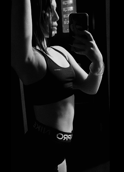 looking makes it hot_34