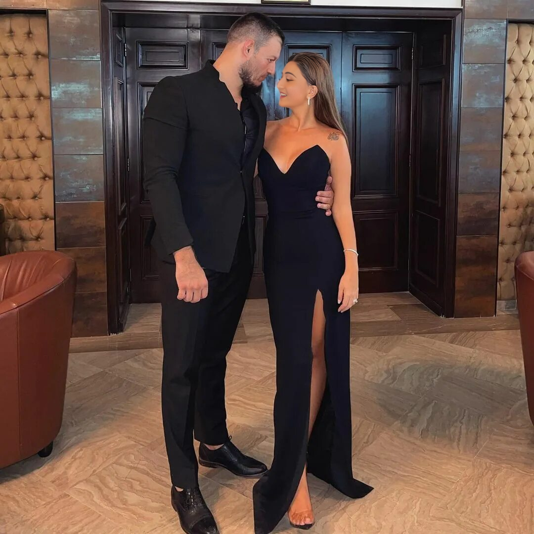 GULAY, ACELYA, CHRIS AND FRIENDS!