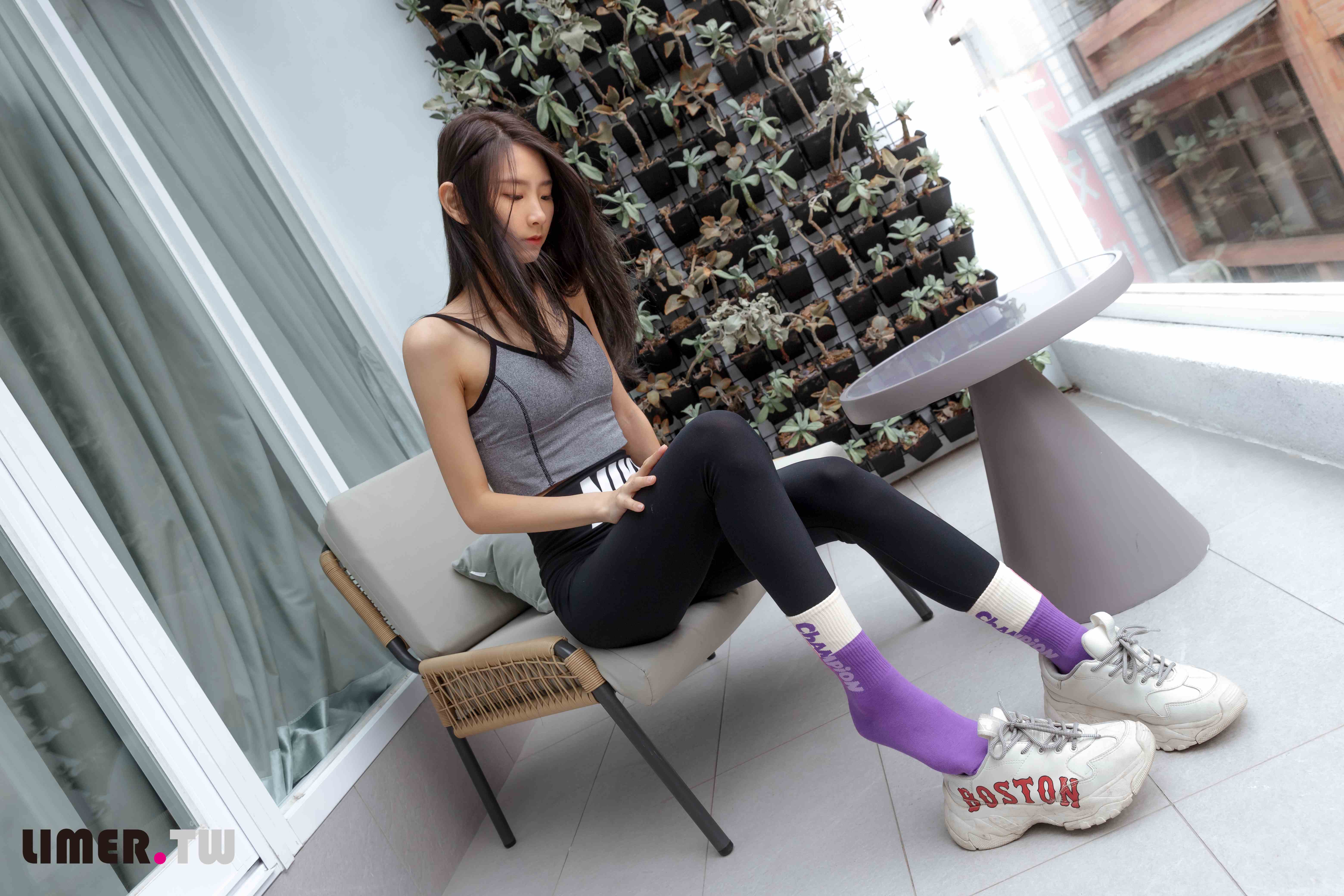 China Beauty Legs and feet 545