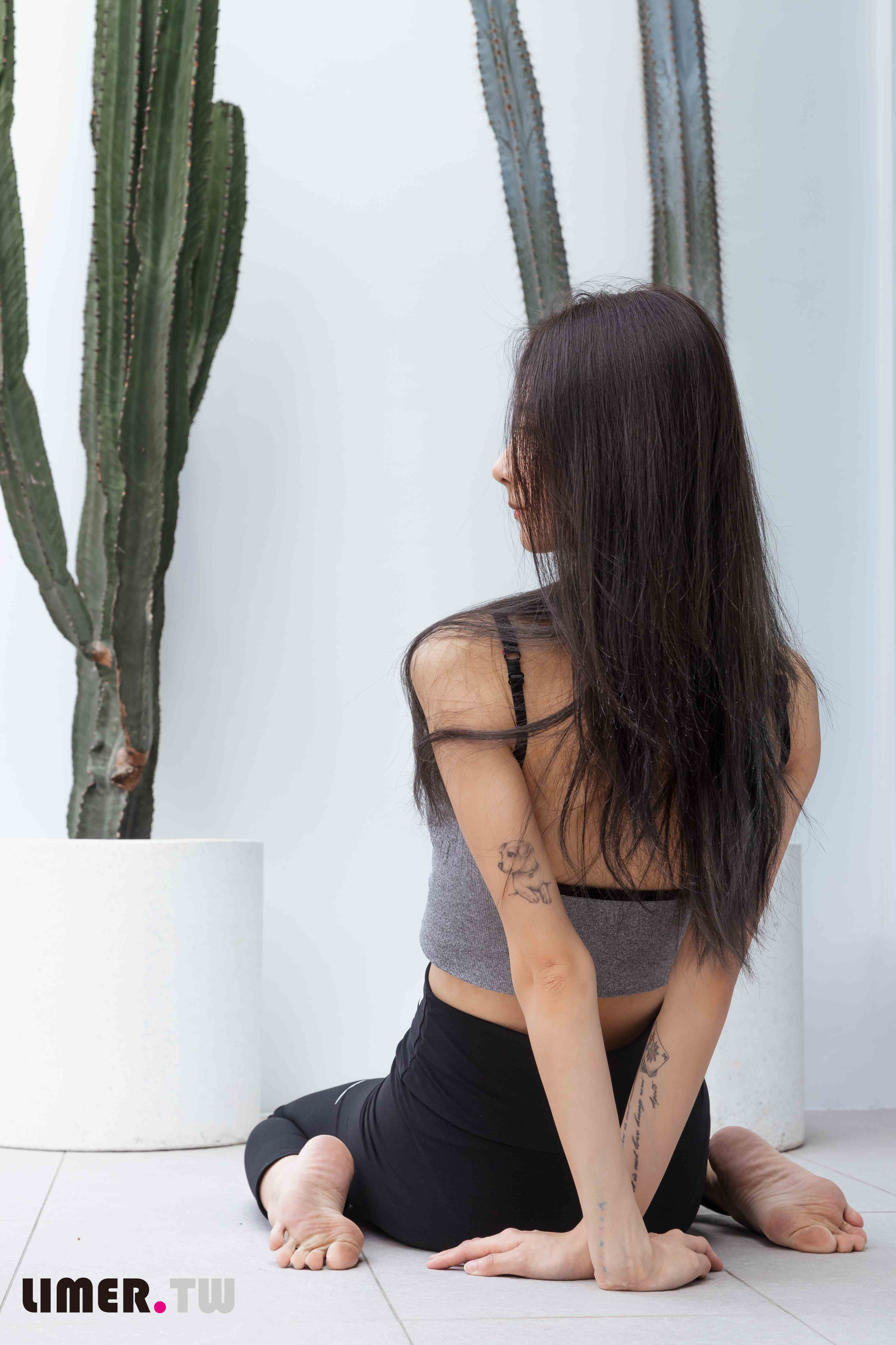 China Beauty Legs and feet 545