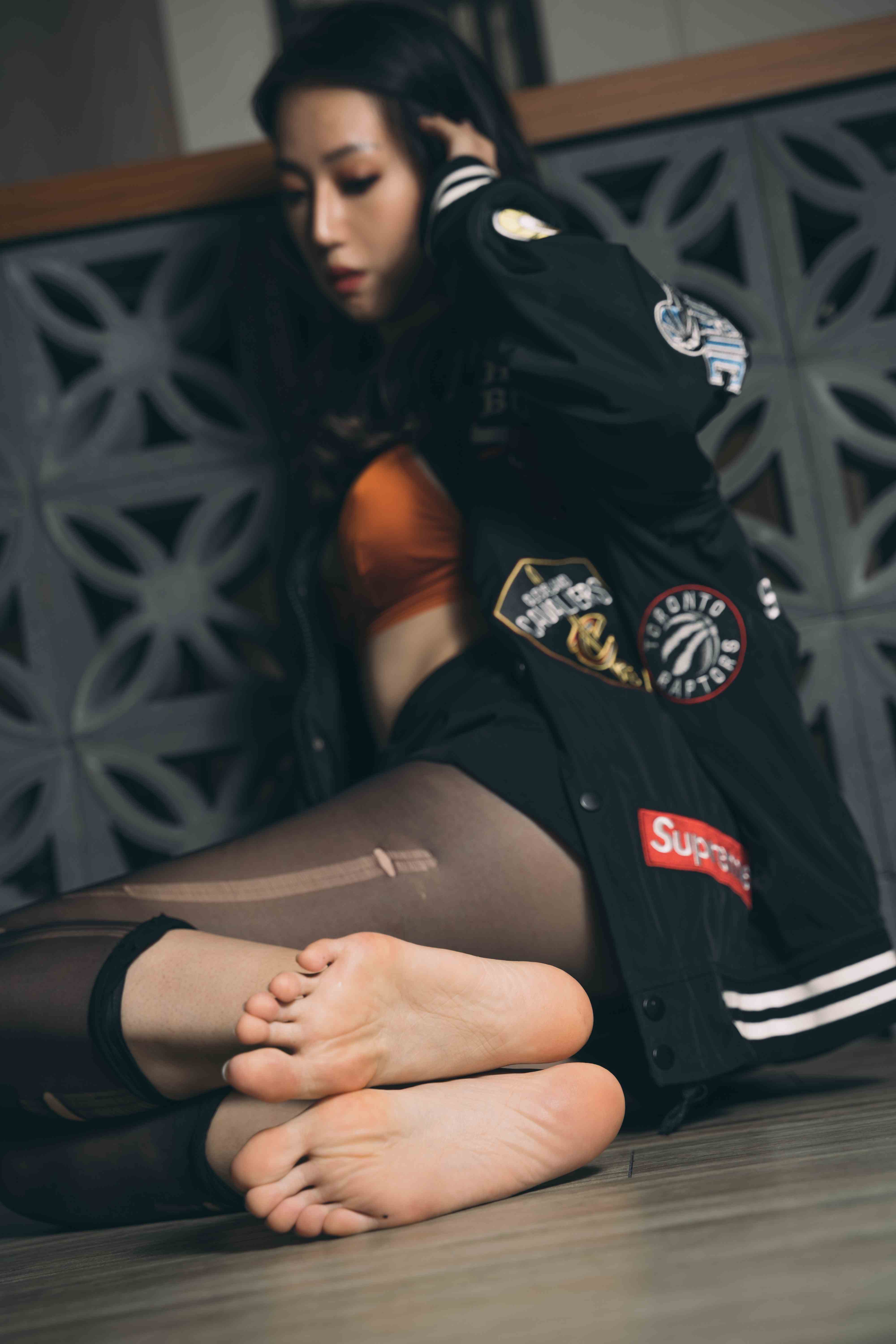 China Beauty Legs and feet 546