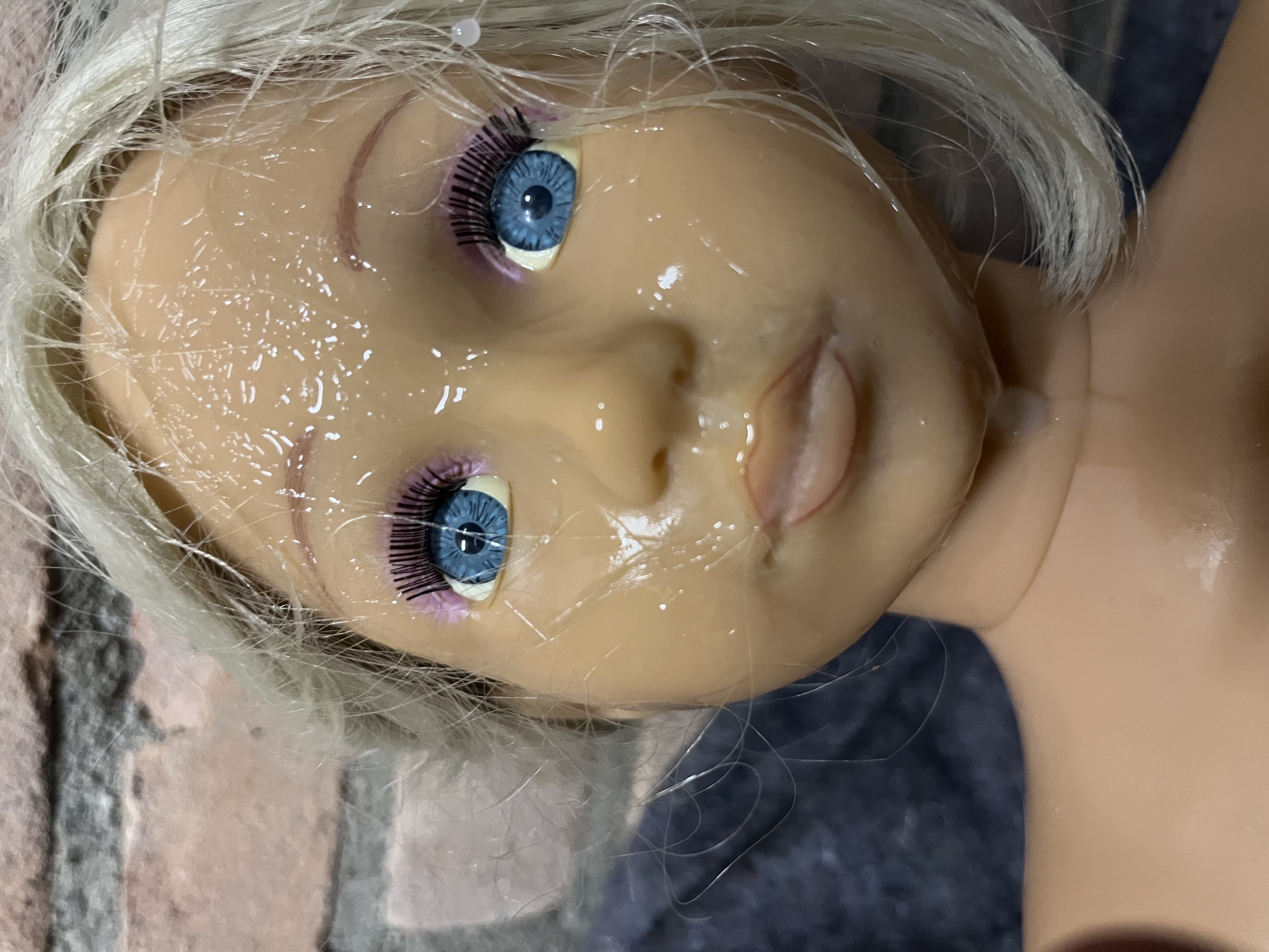 Smelly secondhand store hairdresser doll cumshot 2nd shot