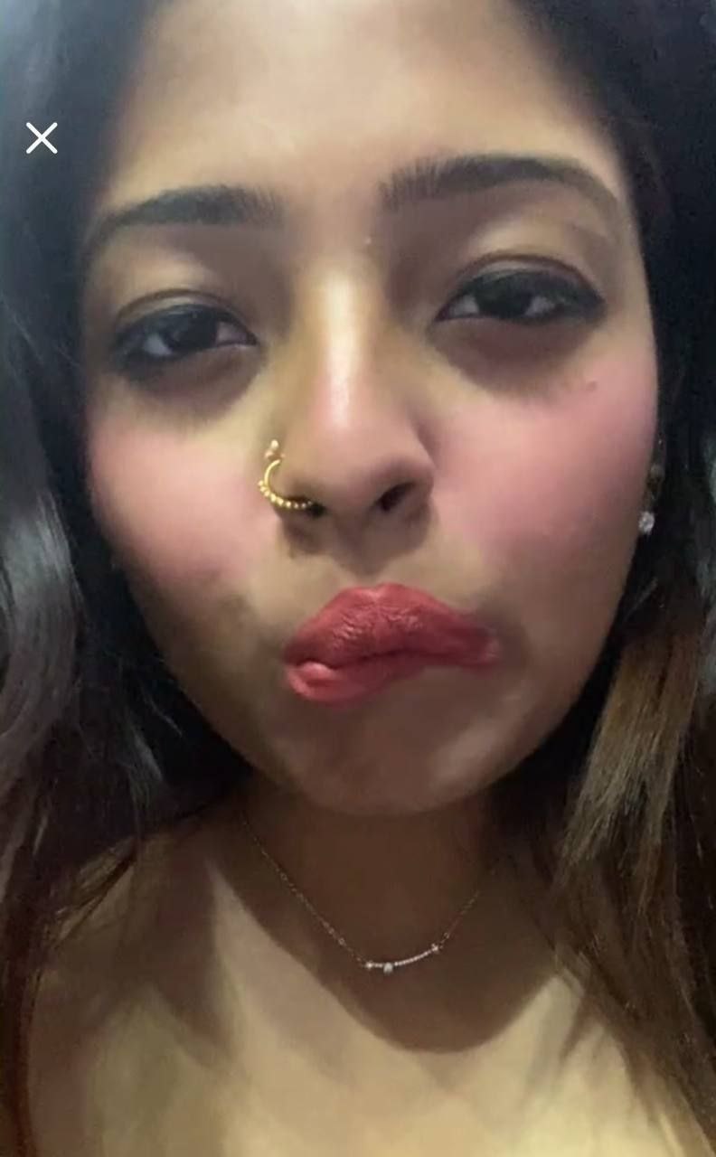 Indian Horny Desi Girl Boobs & Ass Nude Pics