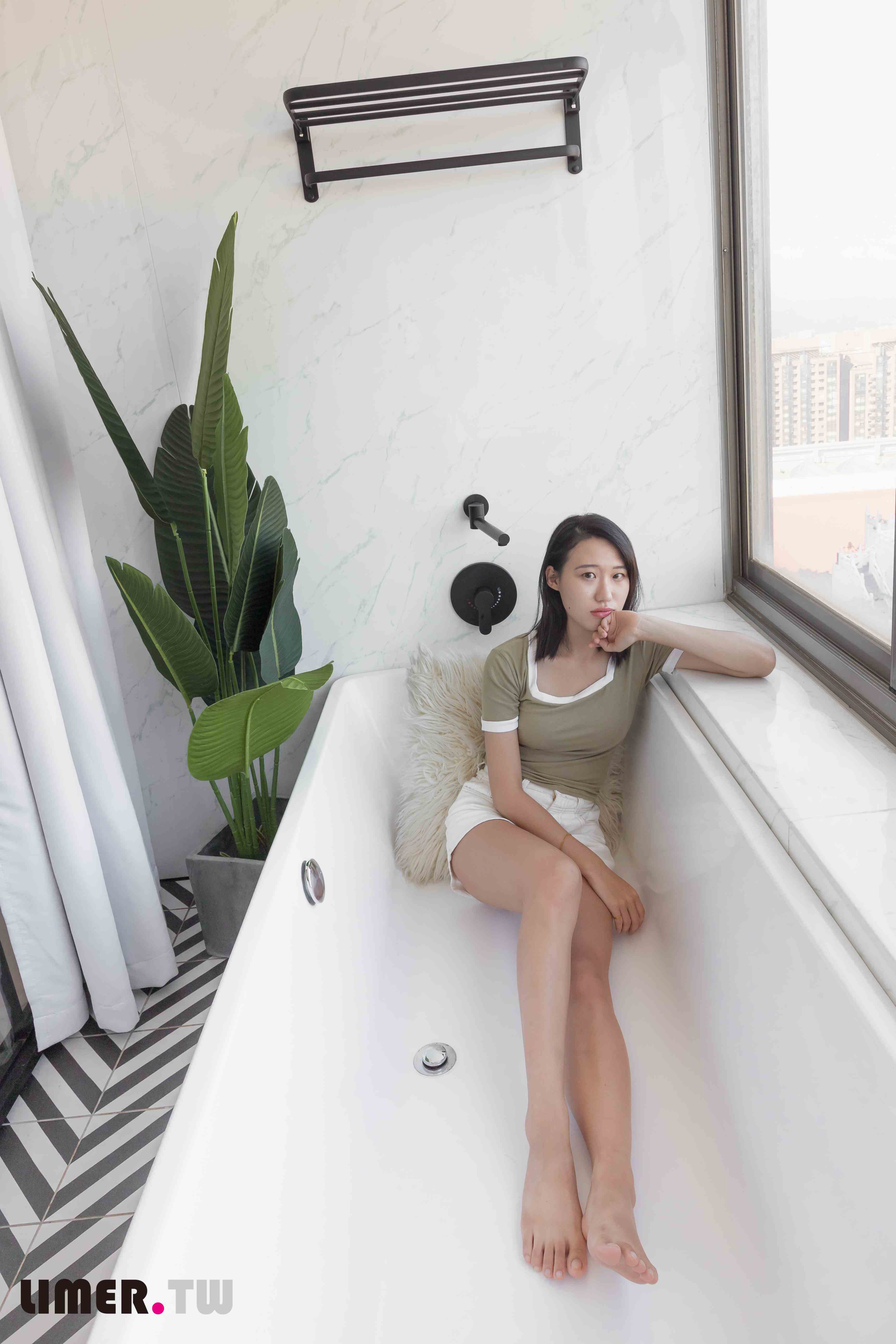 China Beauty Legs and feet 551