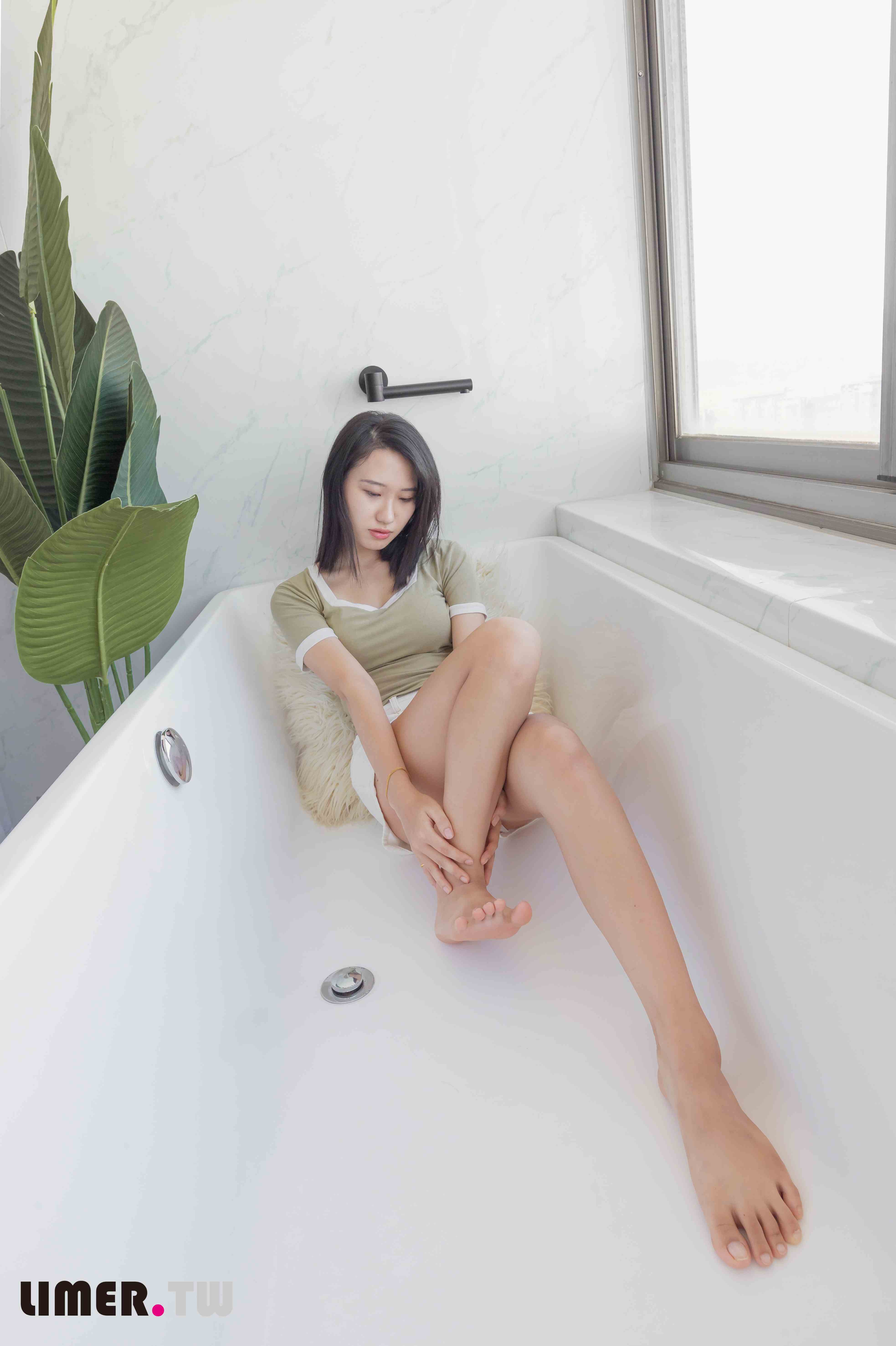 China Beauty Legs and feet 551