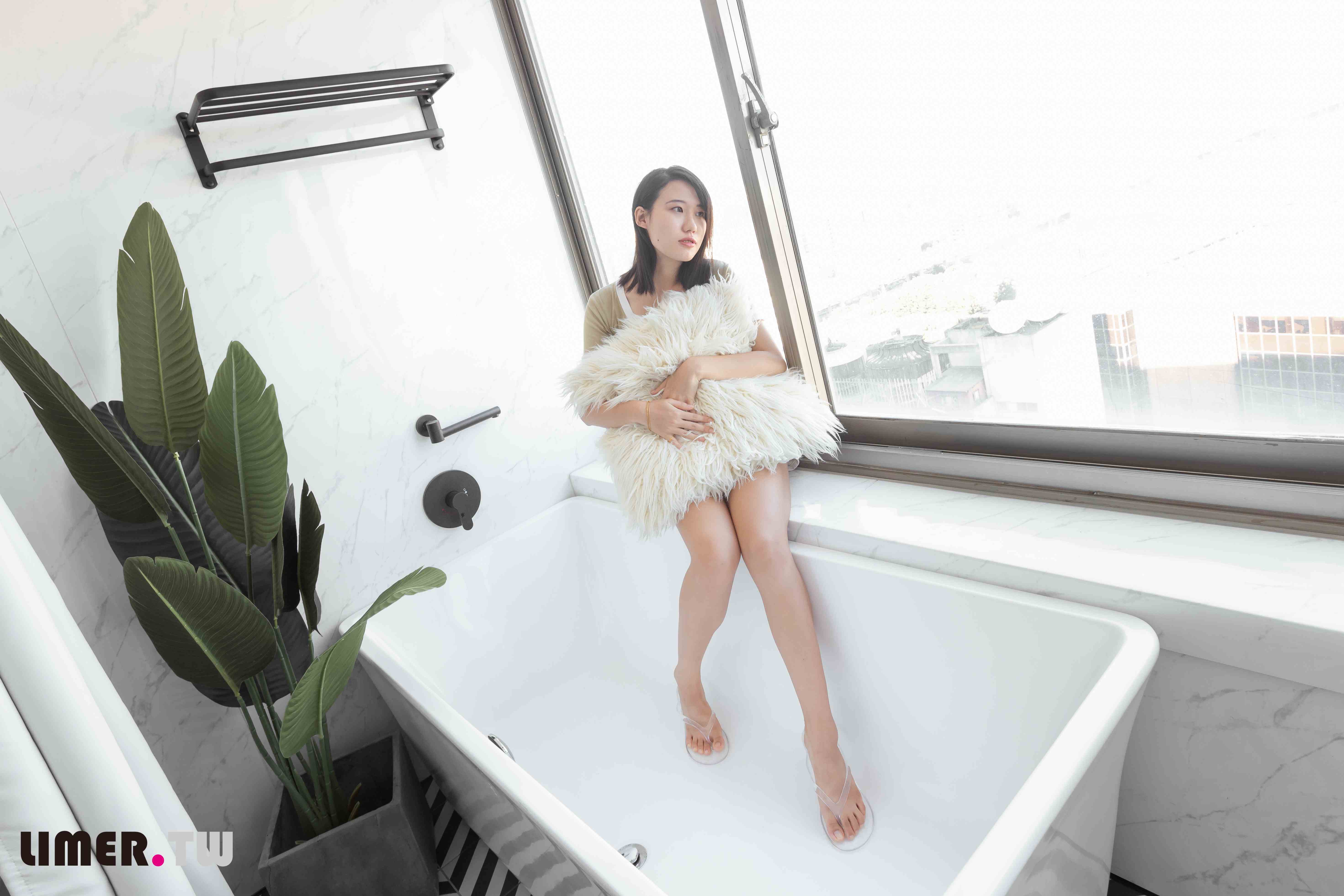 China Beauty Legs and feet 551