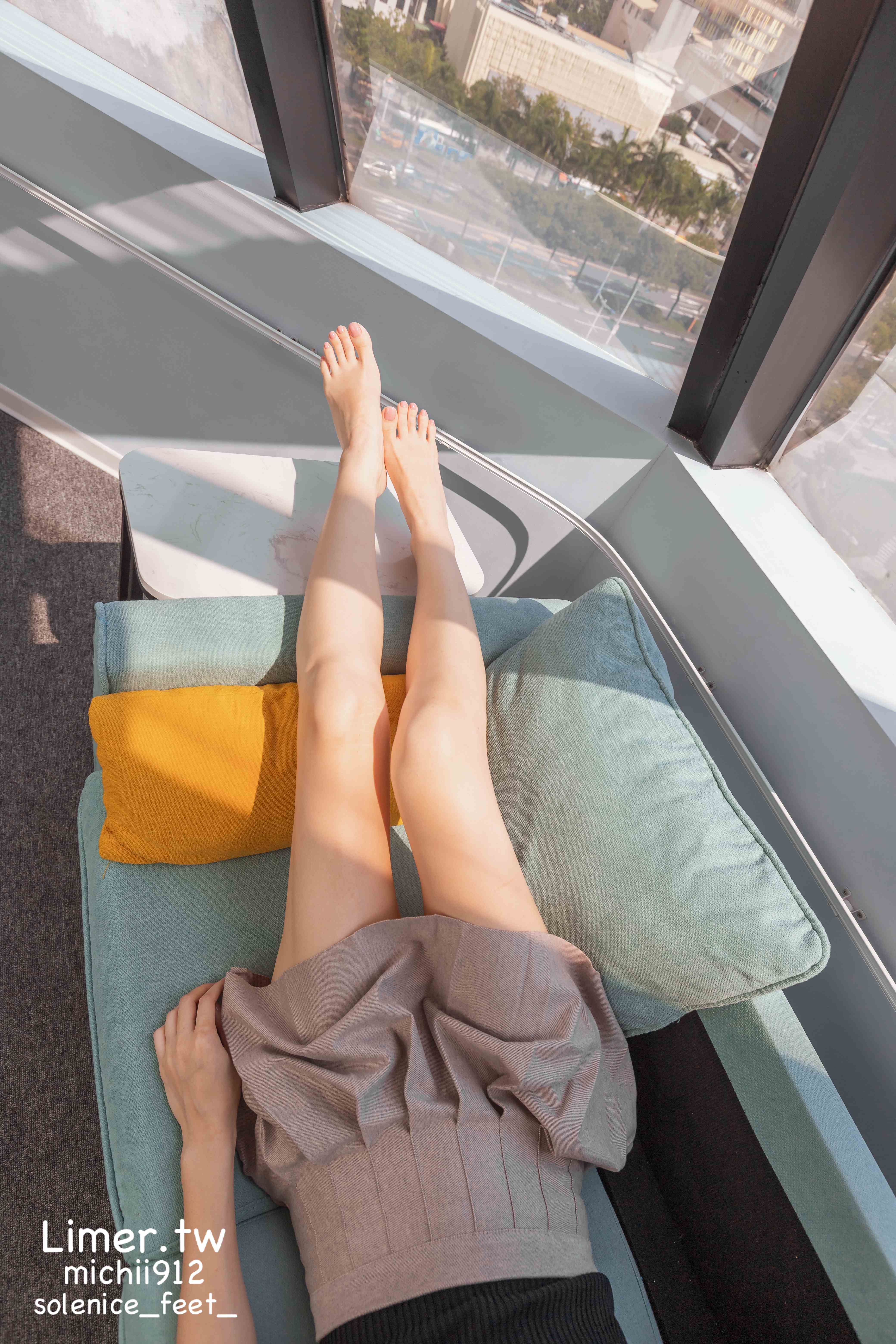 China Beauty Legs and feet 552